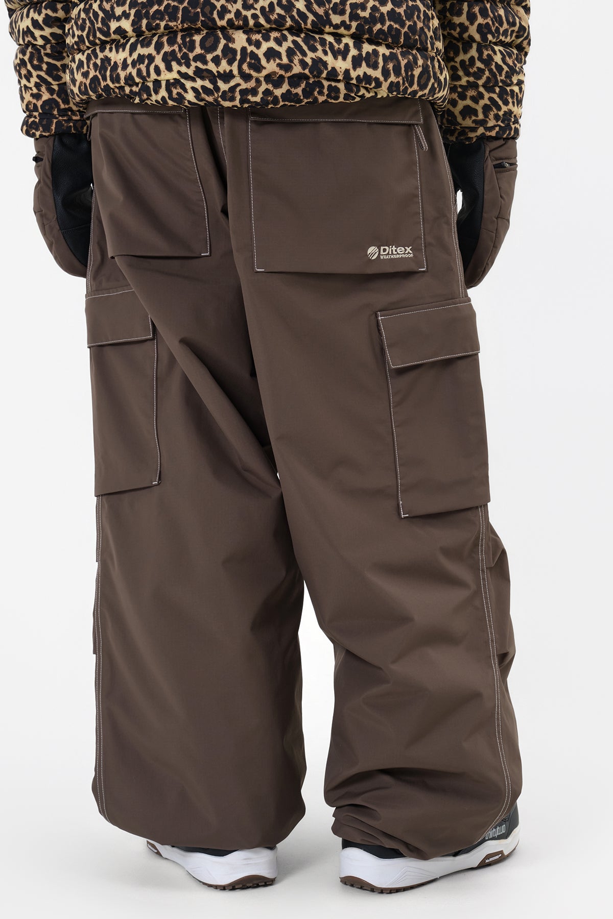 WORKS LINE PANTS (WIDE FIT LV.1) DARK BROWN