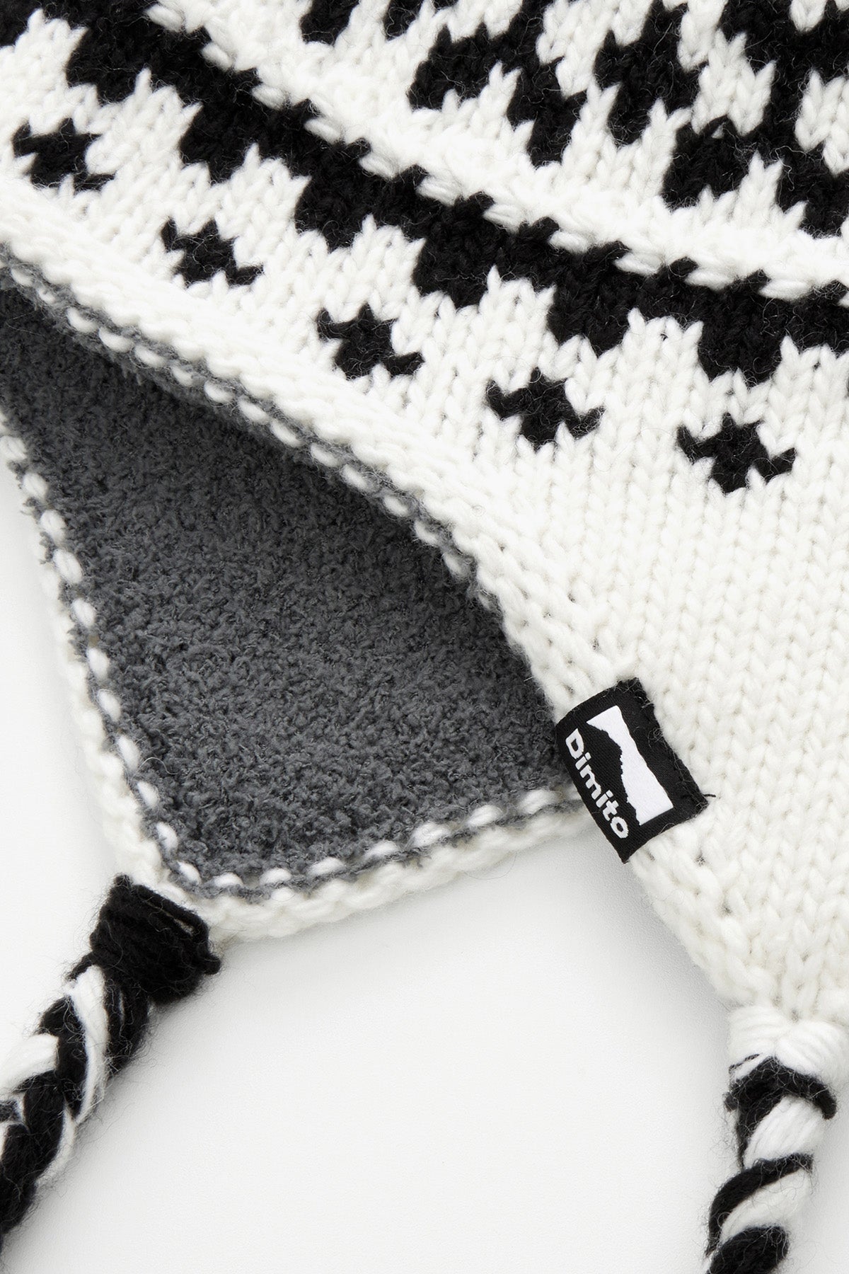 25 CROCHET EAR FLAP BEANIE WHITE