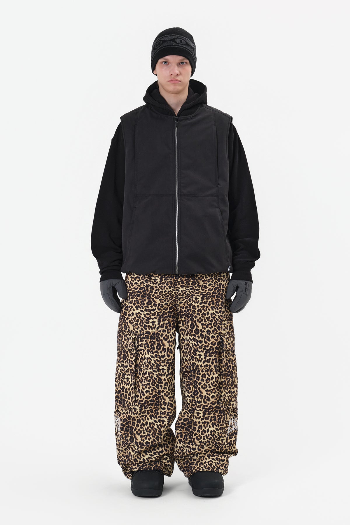 VOLT CARGO BIG PANTS (WIDE FIT LV.1) LEO BROWN