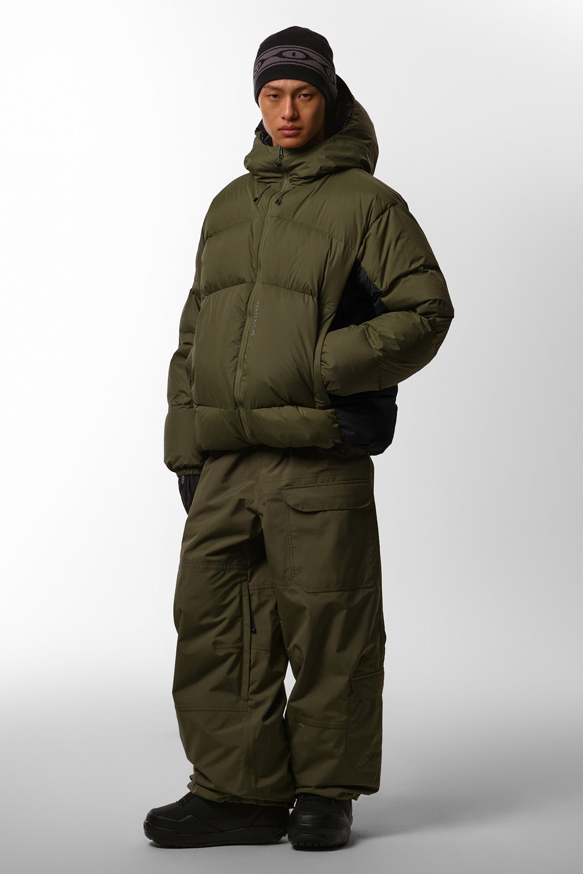 25 VTX AIRFLY DOWN JACKET OLIVE (Ship-out date : 25.10.22 KST)
