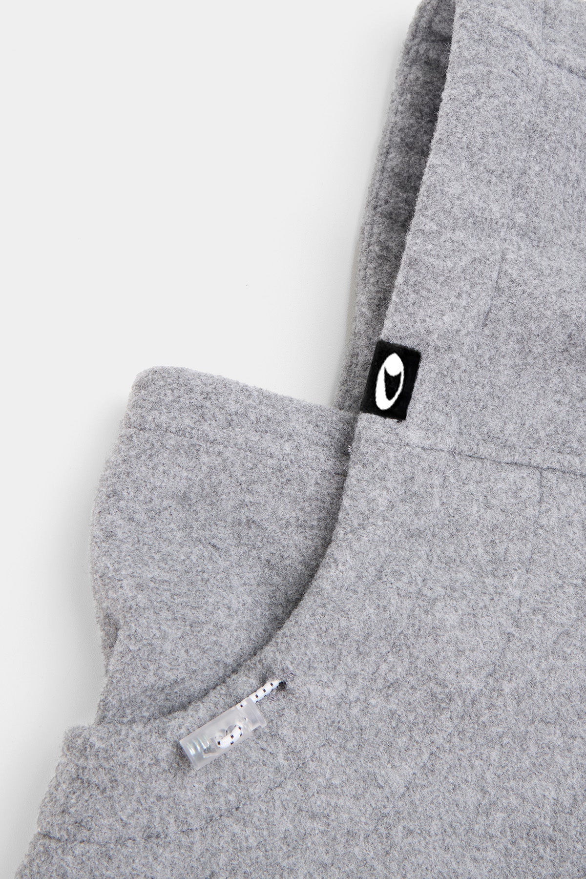 26 FLEECE HOODWARMER WARM GREY