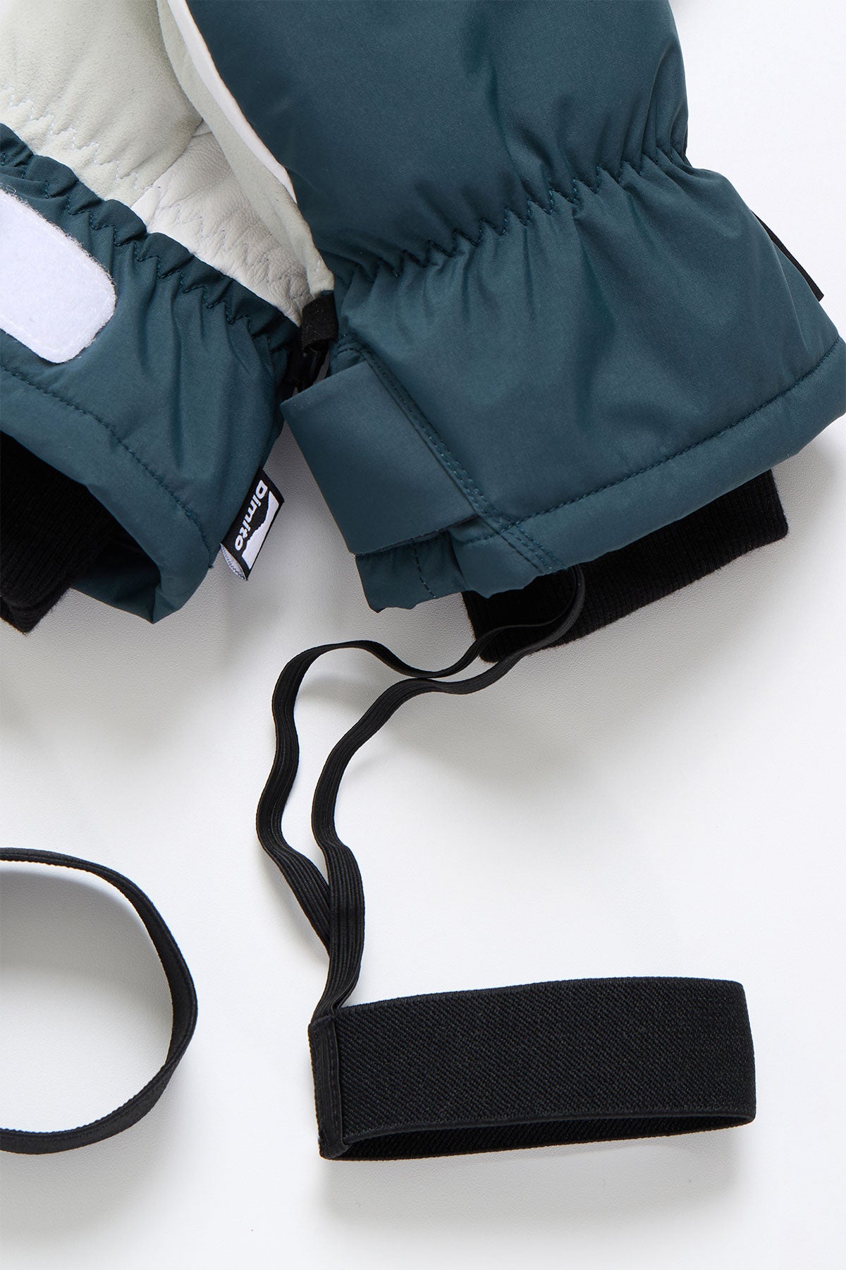 GORE-TEX IF MITTEN DARK GREEN (Ship-out date : 25.11.12 KST)