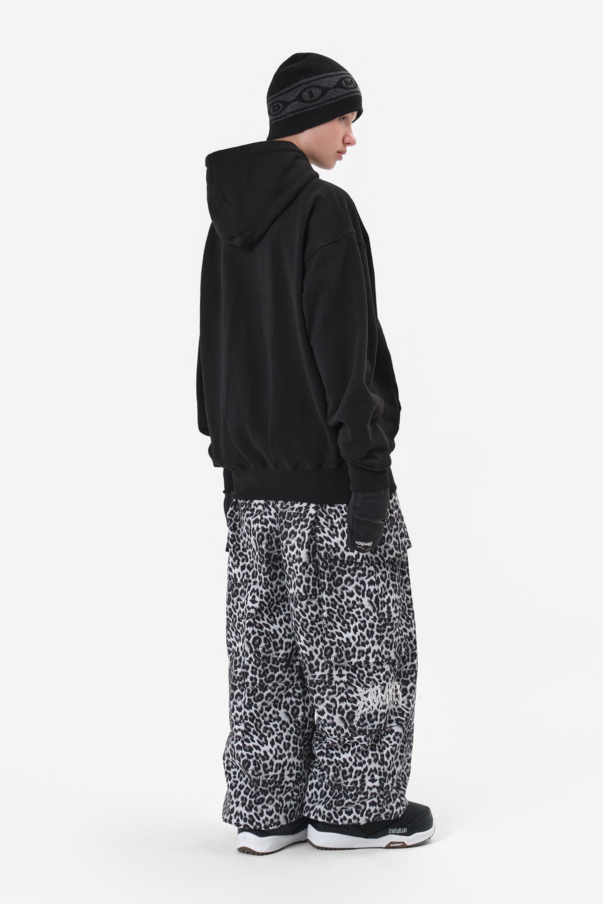 VOLT CARGO BIG PANTS (WIDE FIT LV.1) LEO WHITE