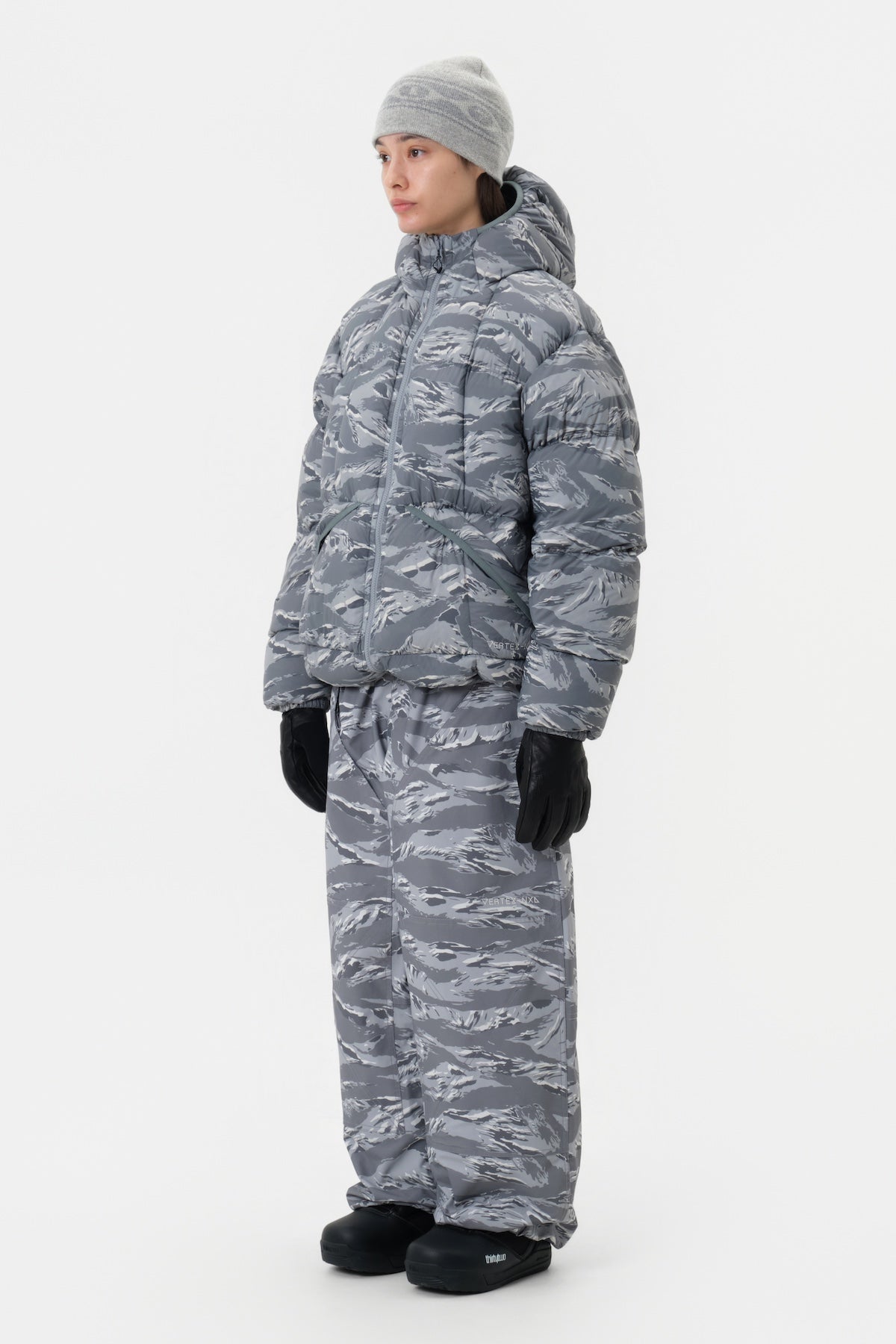 25 VTX EASY PLUS HD GOOSE DOWN JACKET TIGER GREY CAMO (Ship-out date : 25.10.22 KST)
