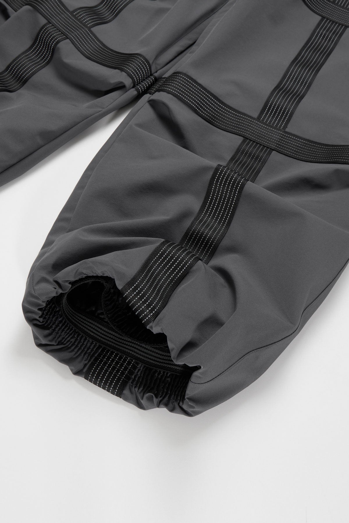 REFLECTIVE LINE BANDED PANTS (WIDE FIT LV.2) BLACK