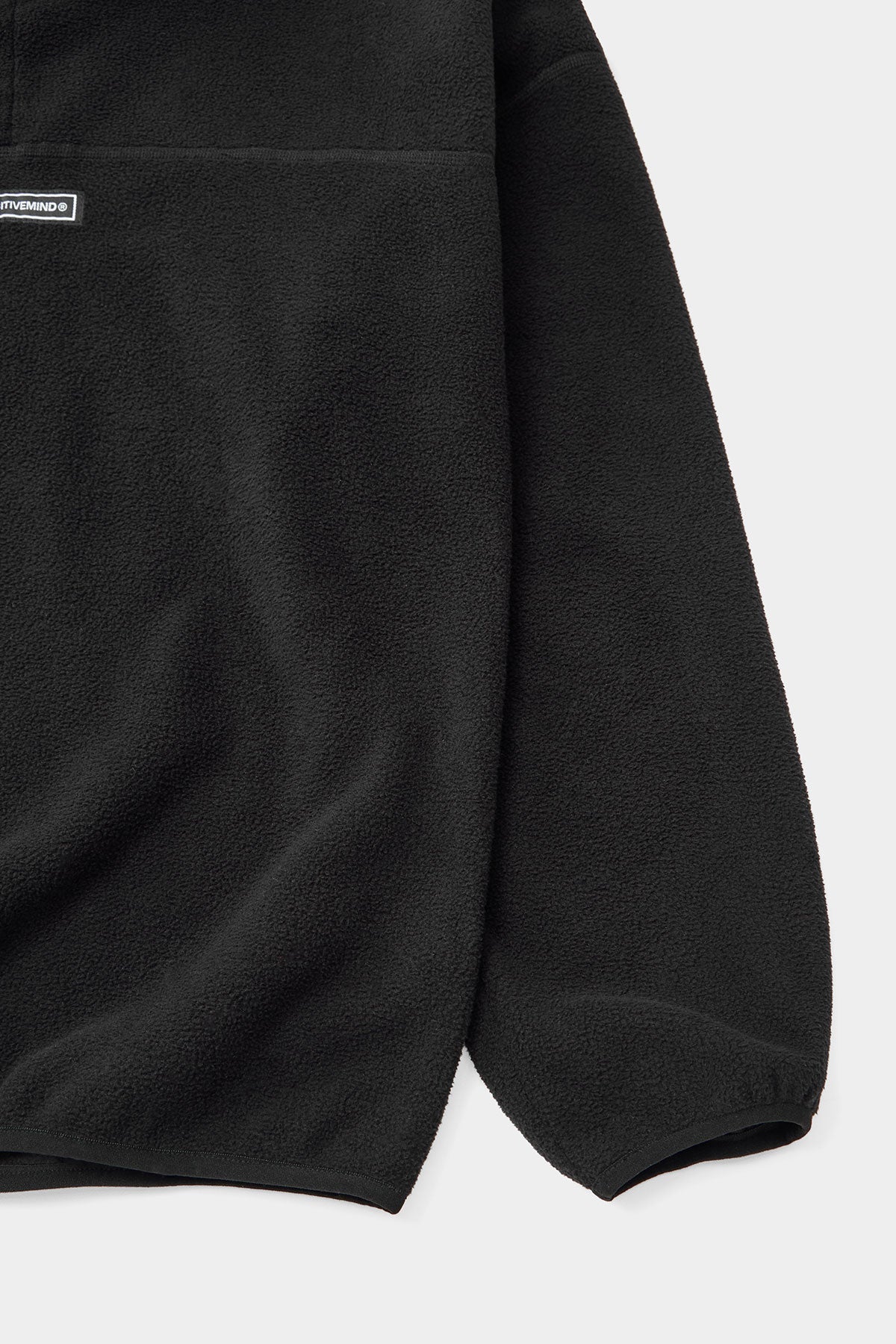FLEECE MOCK NECK BLACK (Delivery date : 26.09.28)