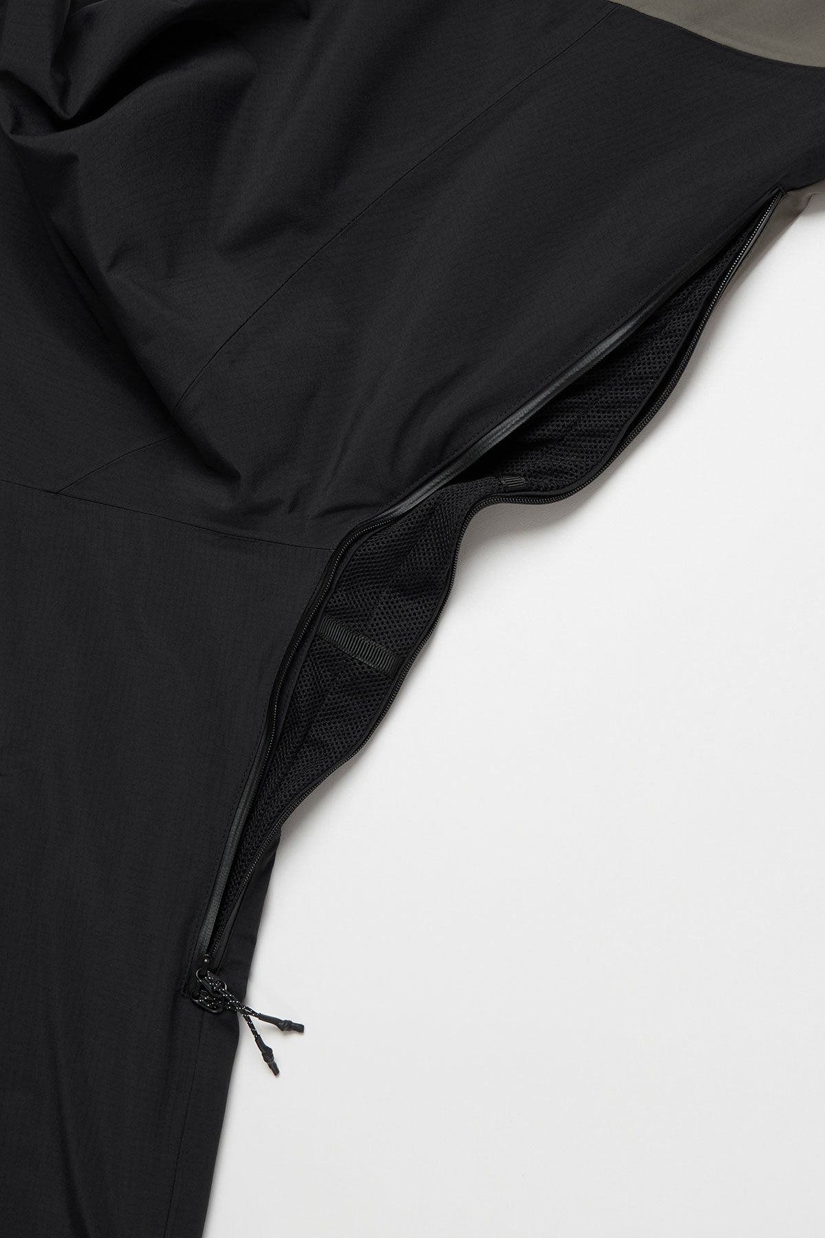 25 QUASAR FULL ZIP JACKET LEO WHITE
