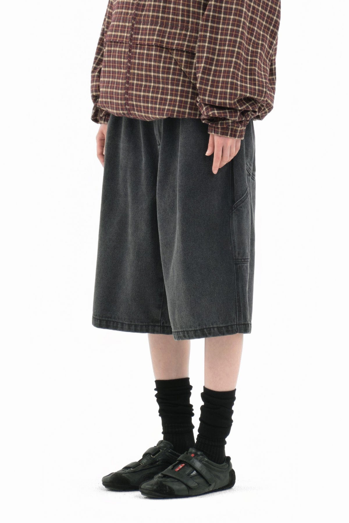 VERT CARPENTER DENIM SHORTS (LONG & LOOSE FIT) GREY