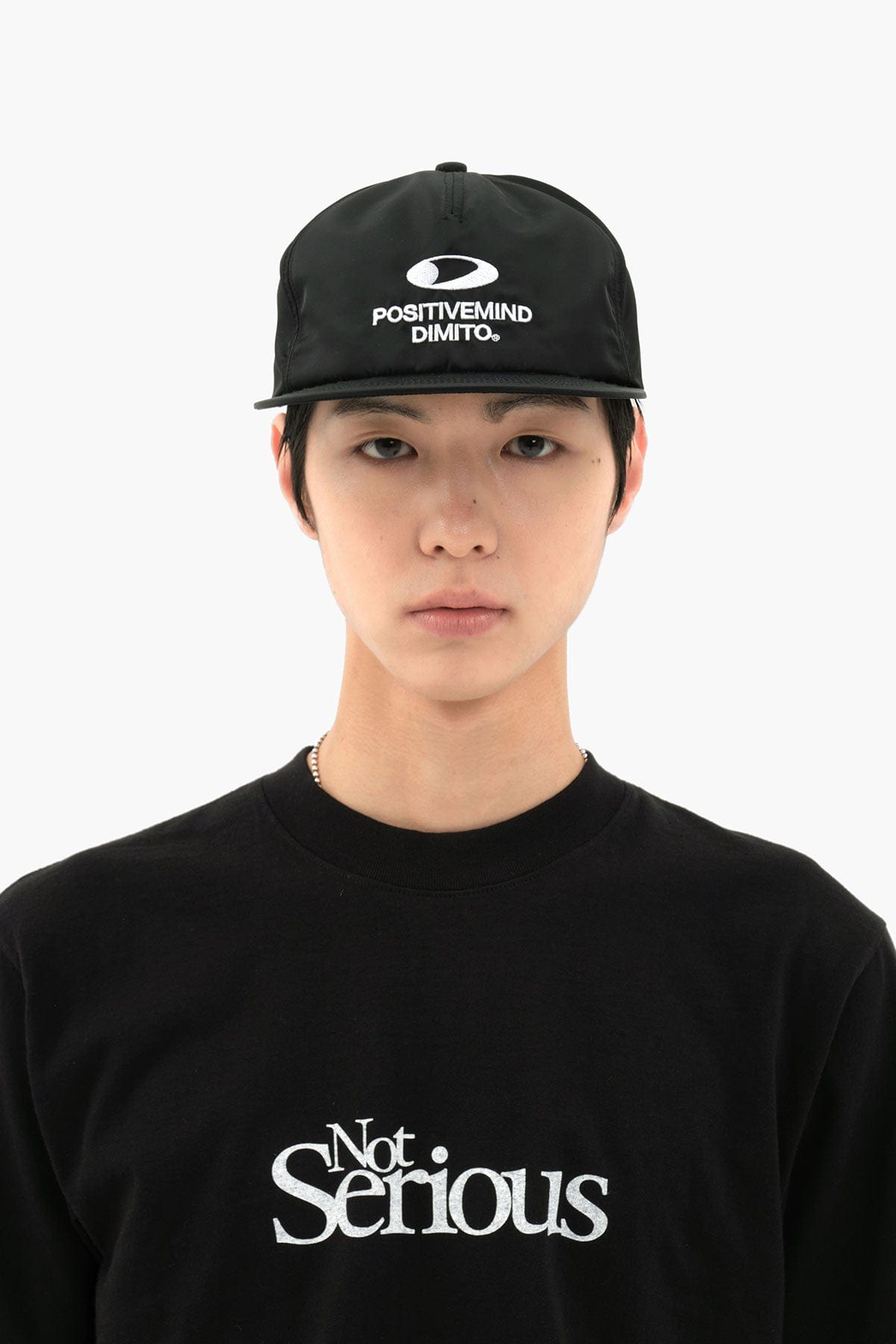 VERT ONE-SIZE CIRCLE LOGO SATIN TRUCKER CAP BLACK