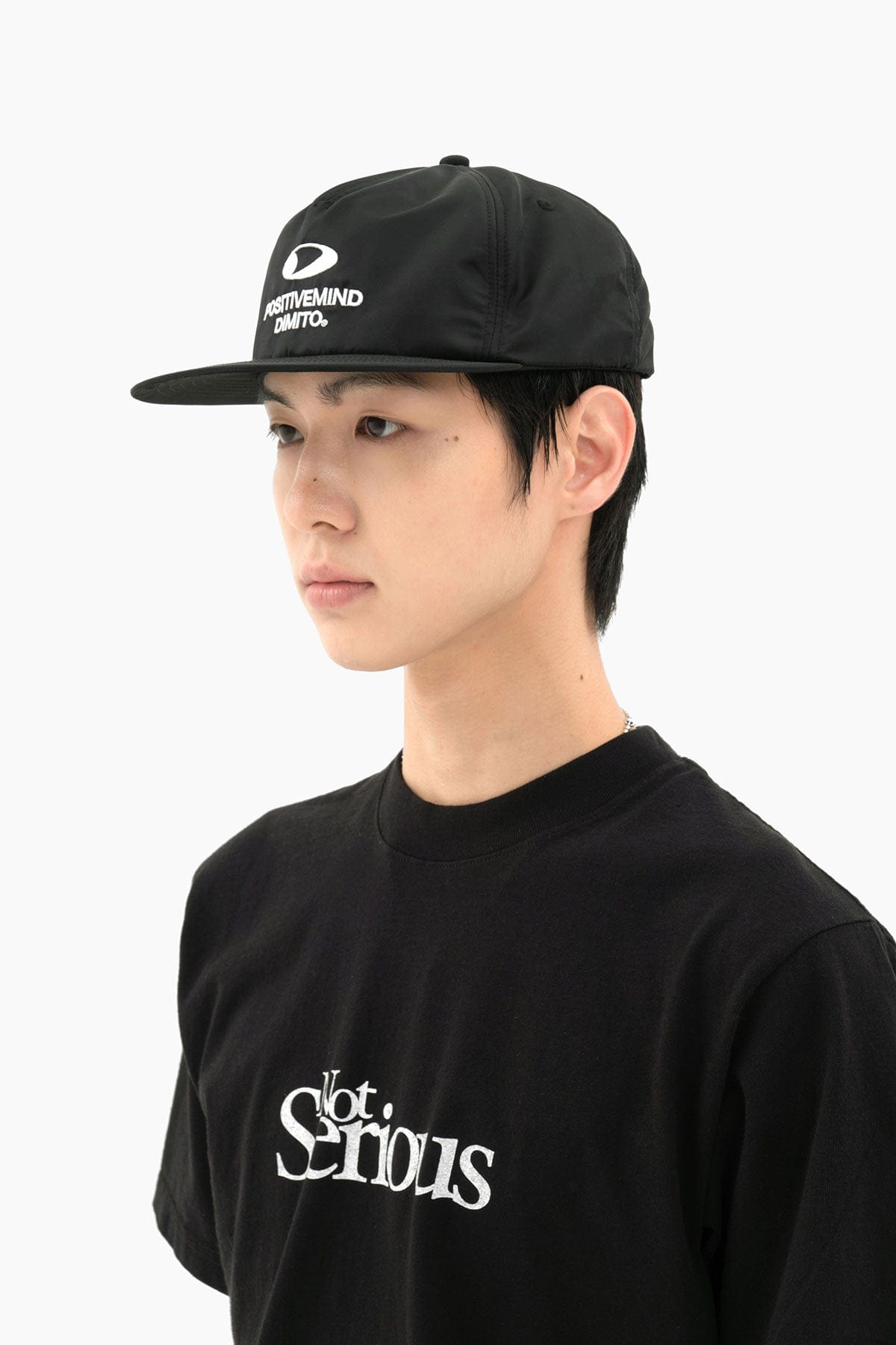 VERT ONE-SIZE CIRCLE LOGO SATIN TRUCKER CAP BLACK
