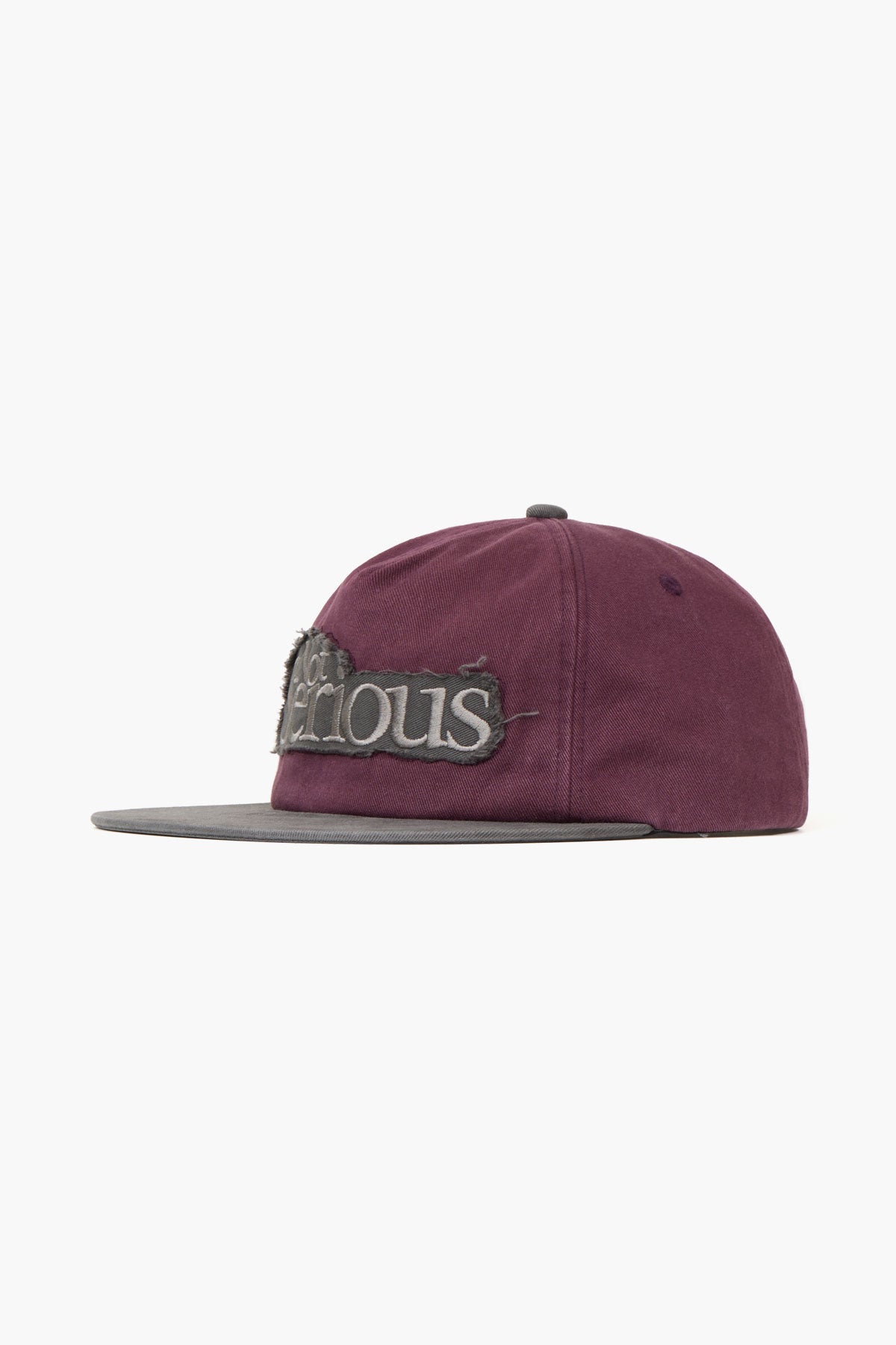 VERT ONE-SIZE NSS WASHED TRUCKER CAP WASHED WINE (Delivery after 25.06.30)