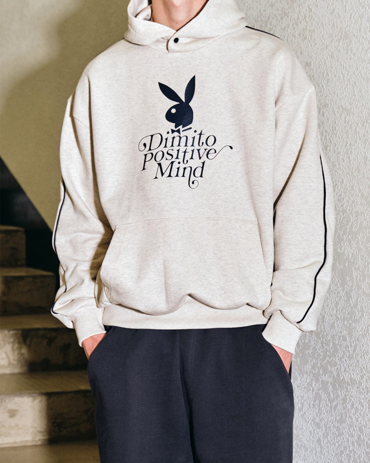 VERT (PLAYBOY X DIMITO) HOODIE MEAL GREY