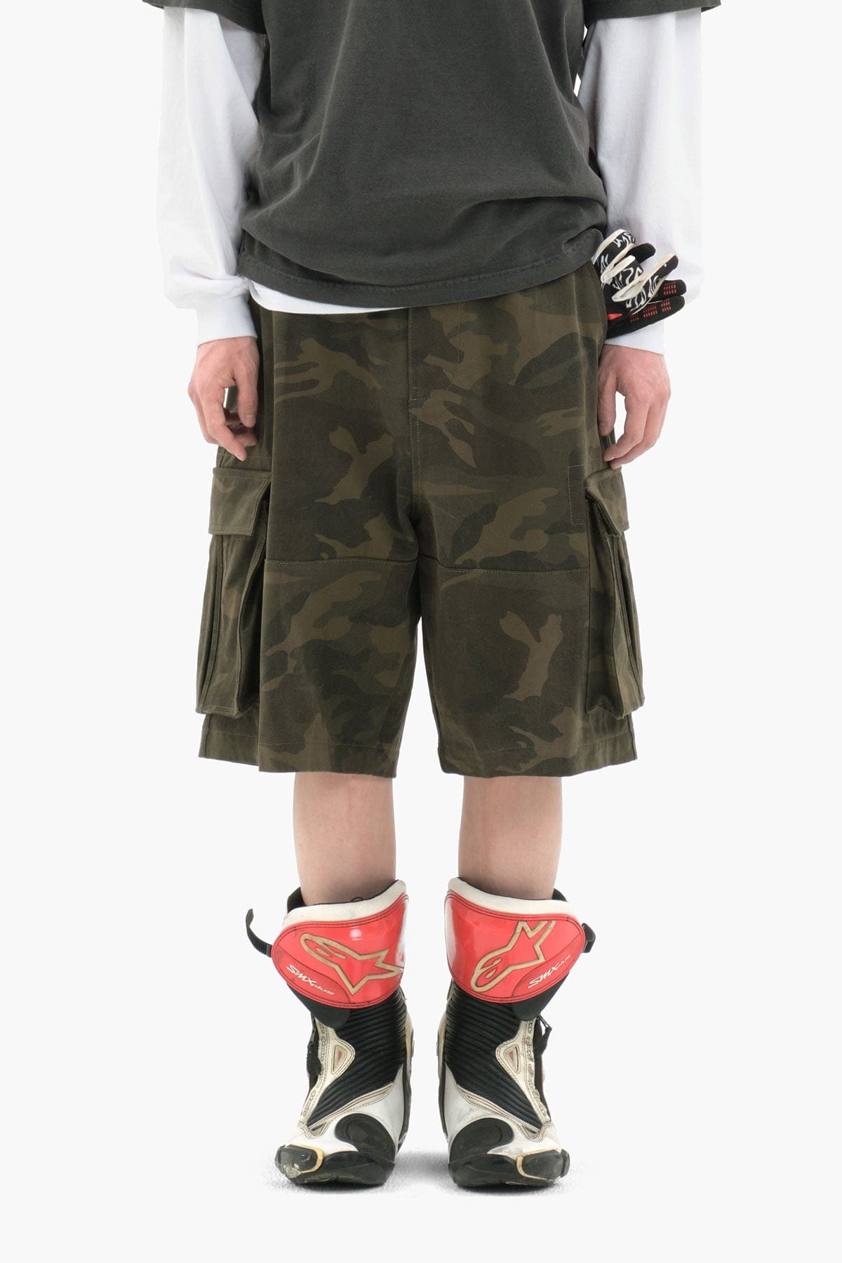 VERT WASHED CARGO SHORTS (LOOSE FIT) WOODLAND CAMO