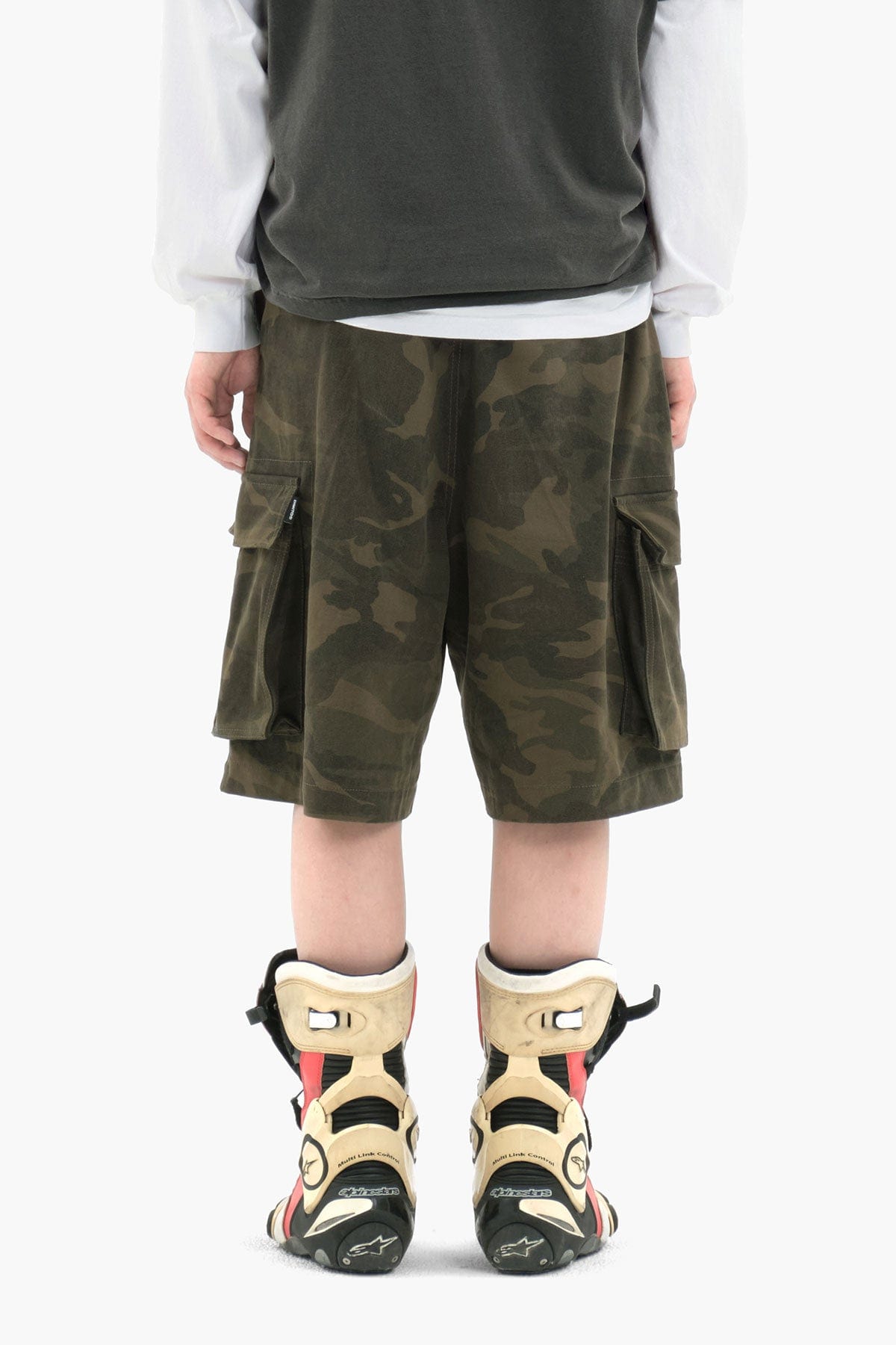 VERT WASHED CARGO SHORTS (LOOSE FIT) WOODLAND CAMO