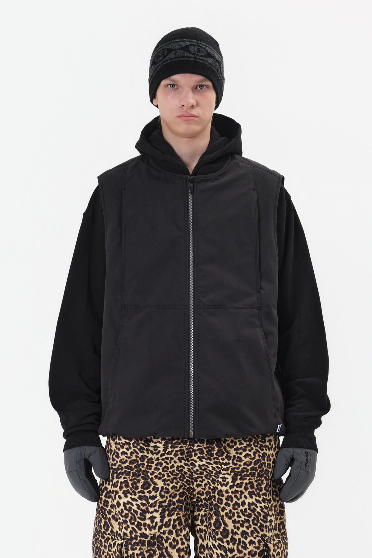 OVER VEST FADE BLACK
