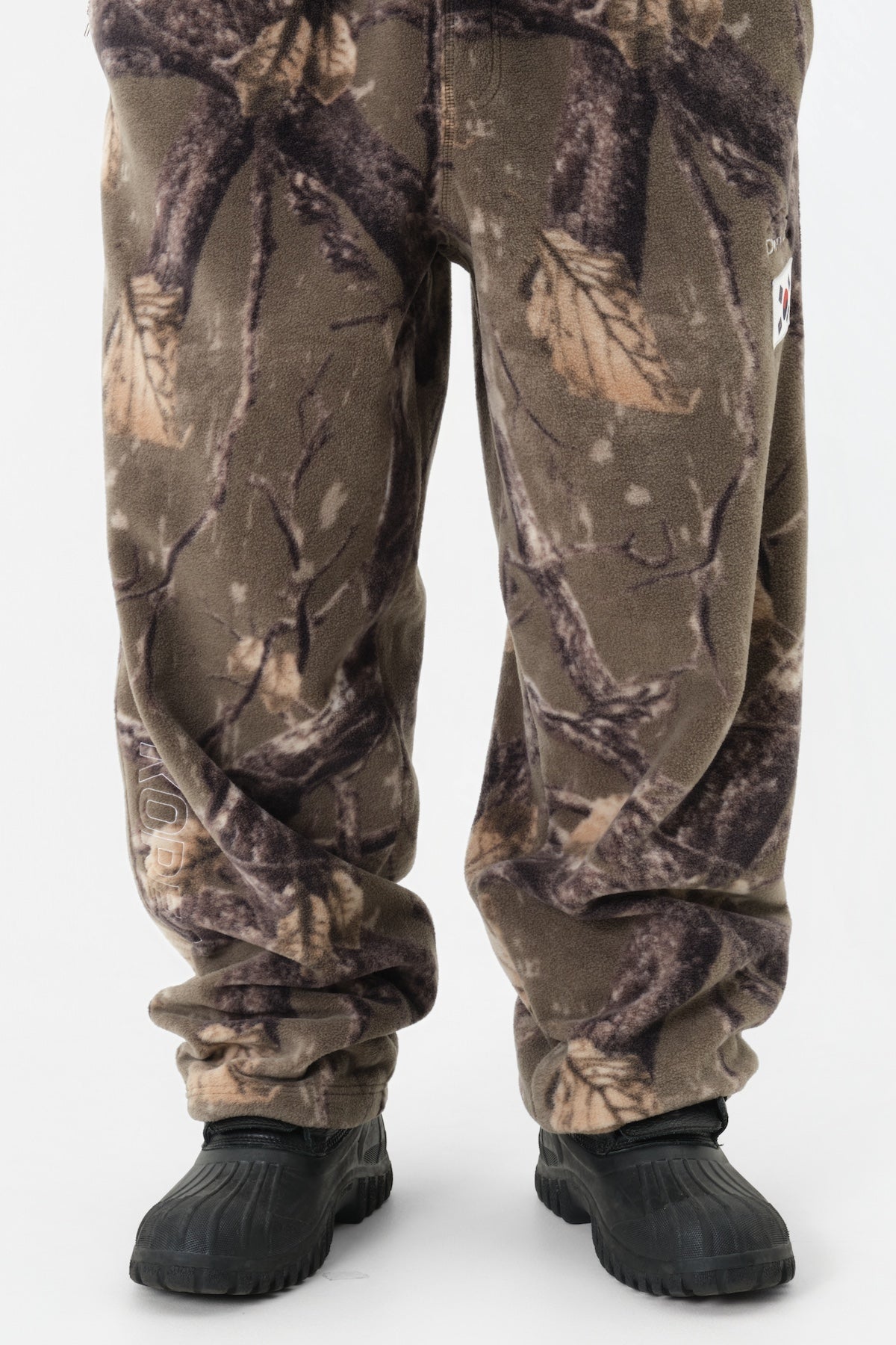 TEAM KOREA REPLICA 25 FLEECE PANTS REAL TREE
