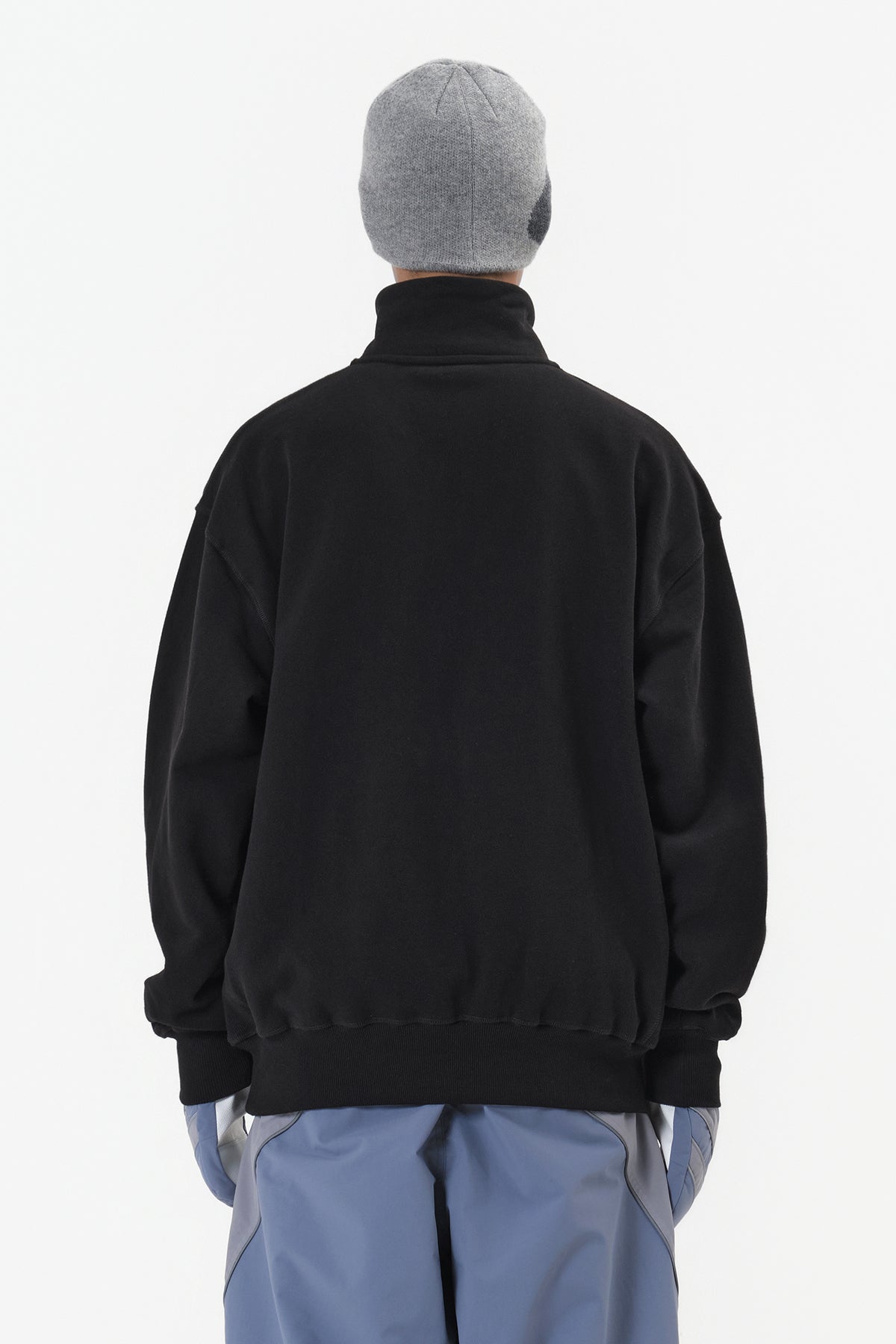 CIRCLE LOGO HALF ZIP SWEATSHIRT BLACK