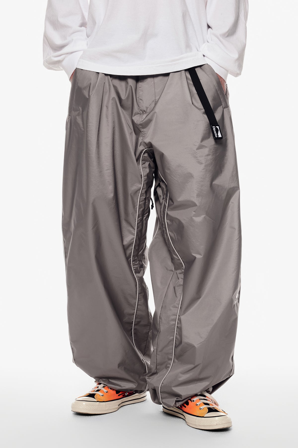 [PLAYBOY x DIMITO] PIPING BANDED PANTS (WIDE FIT LV.2) CONCRETE GREY