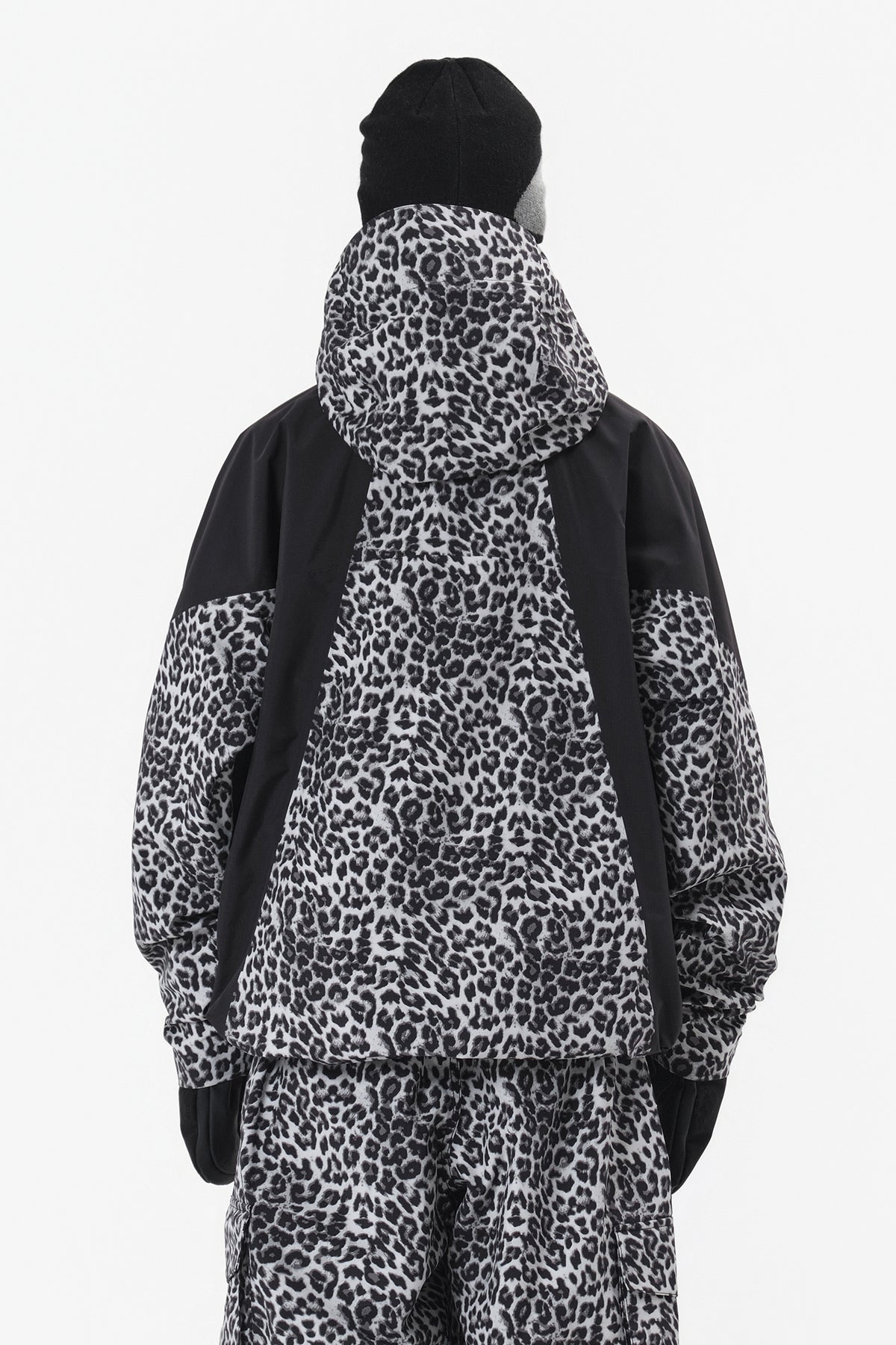25 QUASAR FULL ZIP JACKET LEO WHITE