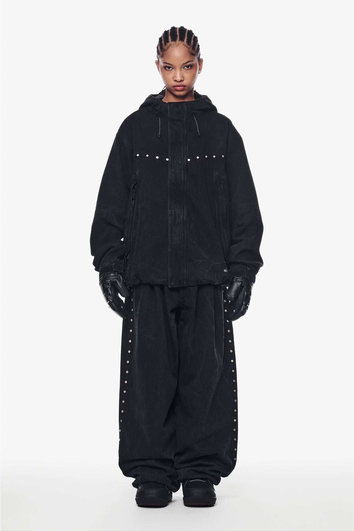 [PLAYBOY x DIMITO] STUD LINE OG DENIM PANTS (WIDE FIT LV.2) WASHED BLACK