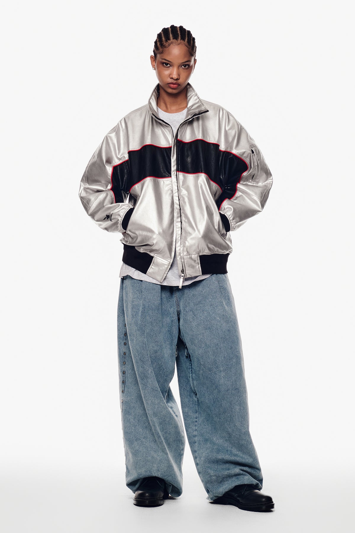 [PLAYBOY x DIMITO] STUD LINE OG DENIM PANTS (WIDE FIT LV.2) WASHED LIGHT BLUE