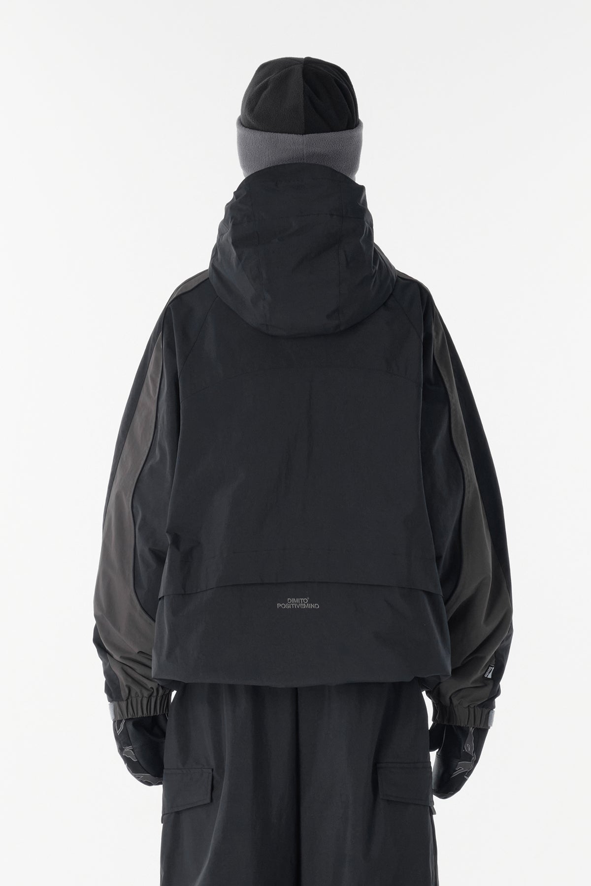 WAVE PADDED JACKET MID BLACK