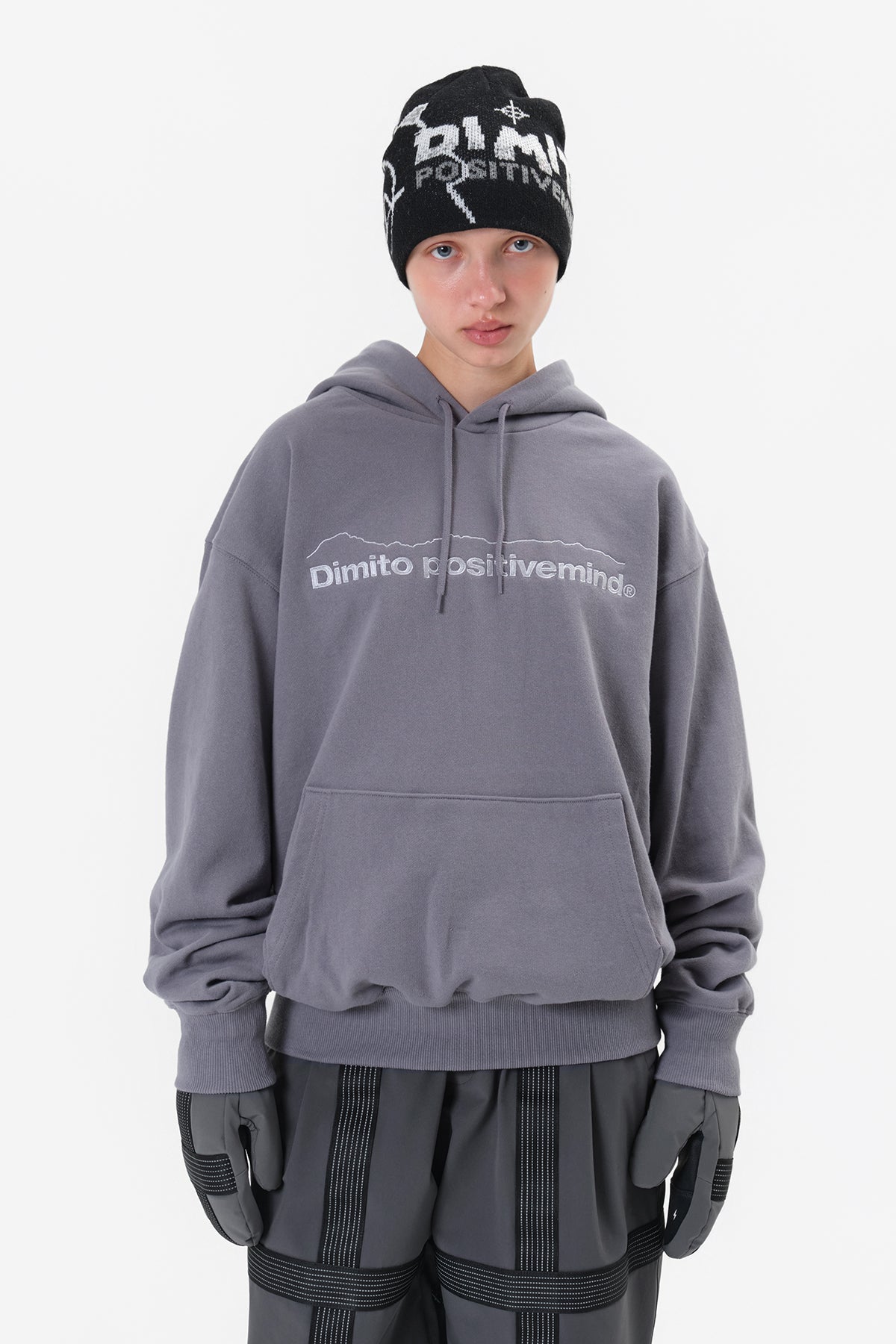 MT OG LOGO HOODIE COOL GREY