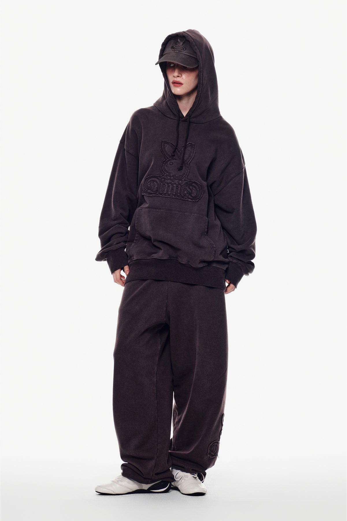 [PLAYBOY x DIMITO] BUNNY SWEATPANTS WASHED WINE