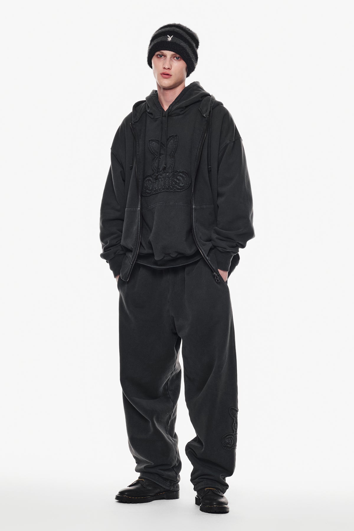 [PLAYBOY x DIMITO] BUNNY SWEATPANTS WASHED BLACK