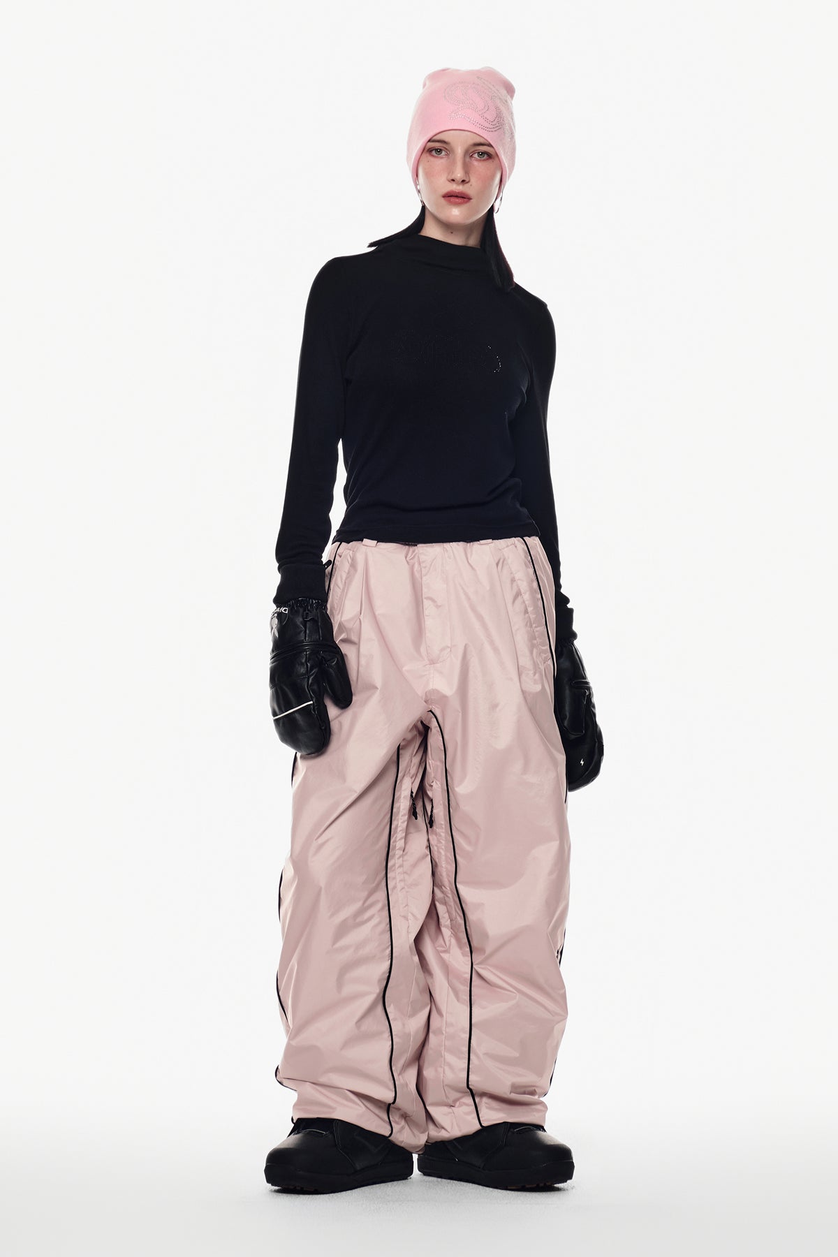 [PLAYBOY x DIMITO] PIPING BANDED PANTS (WIDE FIT LV.2) BABY PINK (Available on 25.09.30)