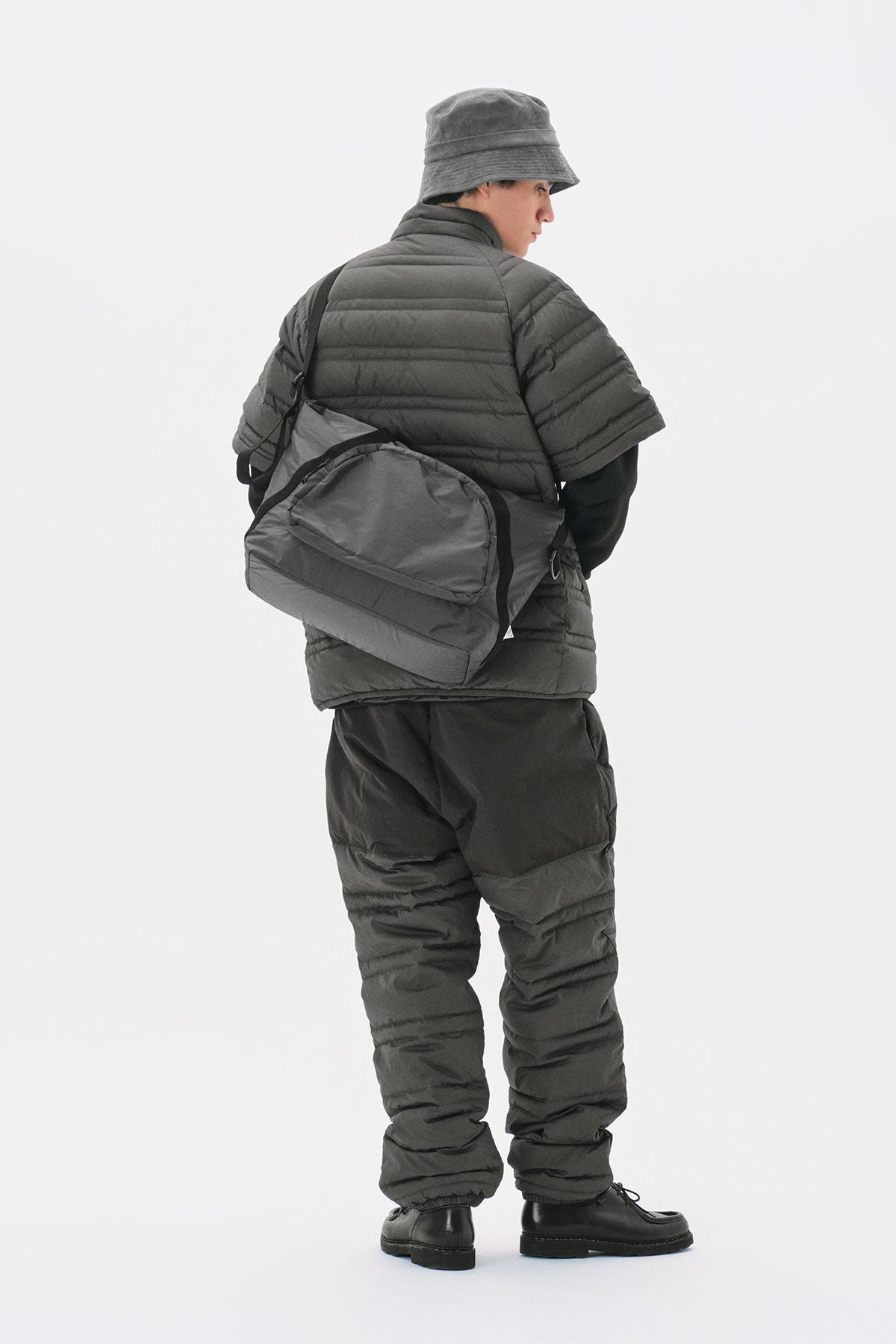 [FOUND POCKET] 2-WAY FIELD TOTE BAG BLACK