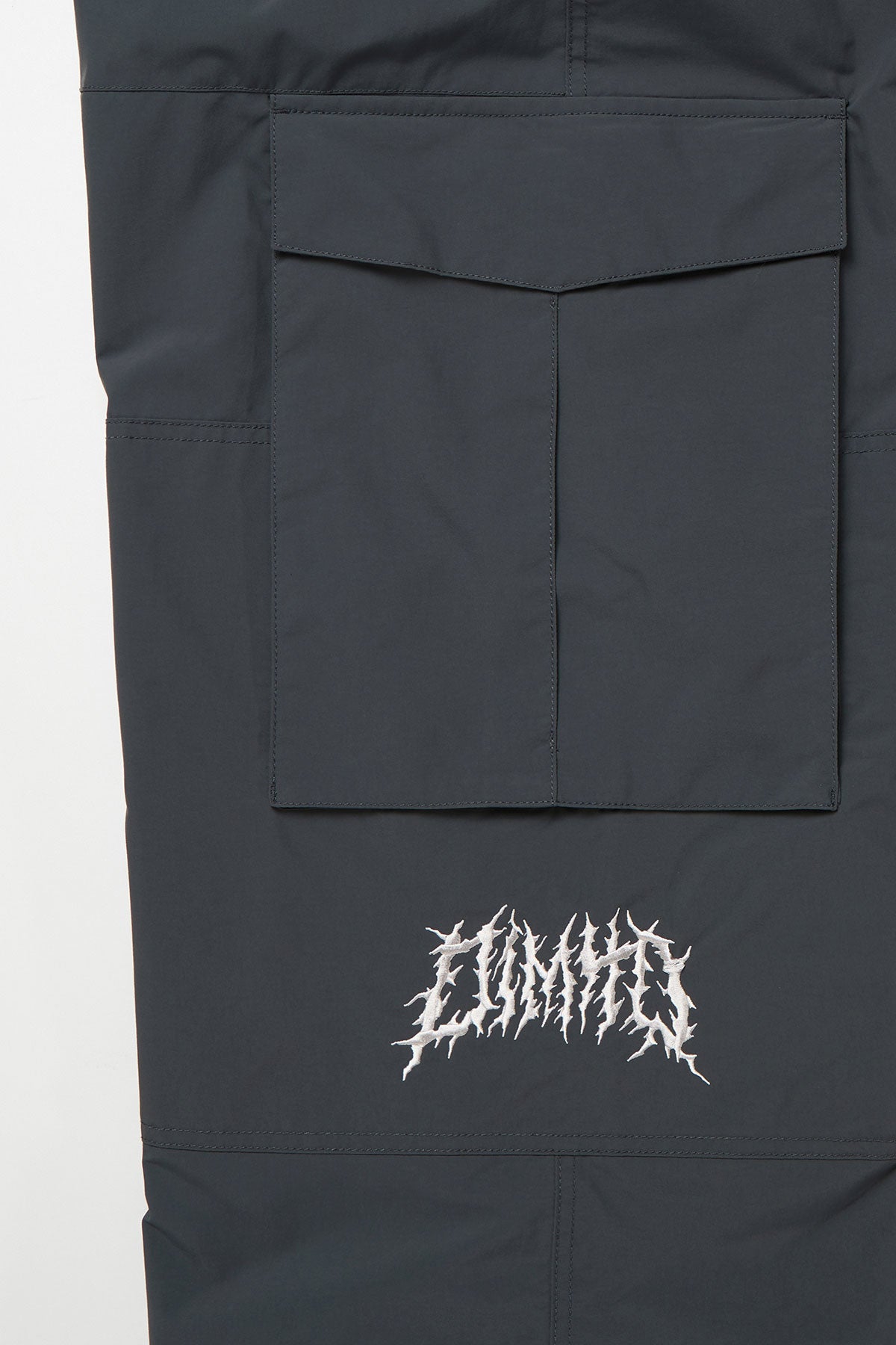 VOLT CARGO BIG PANTS (WIDE FIT LV.1) LEO BLACK
