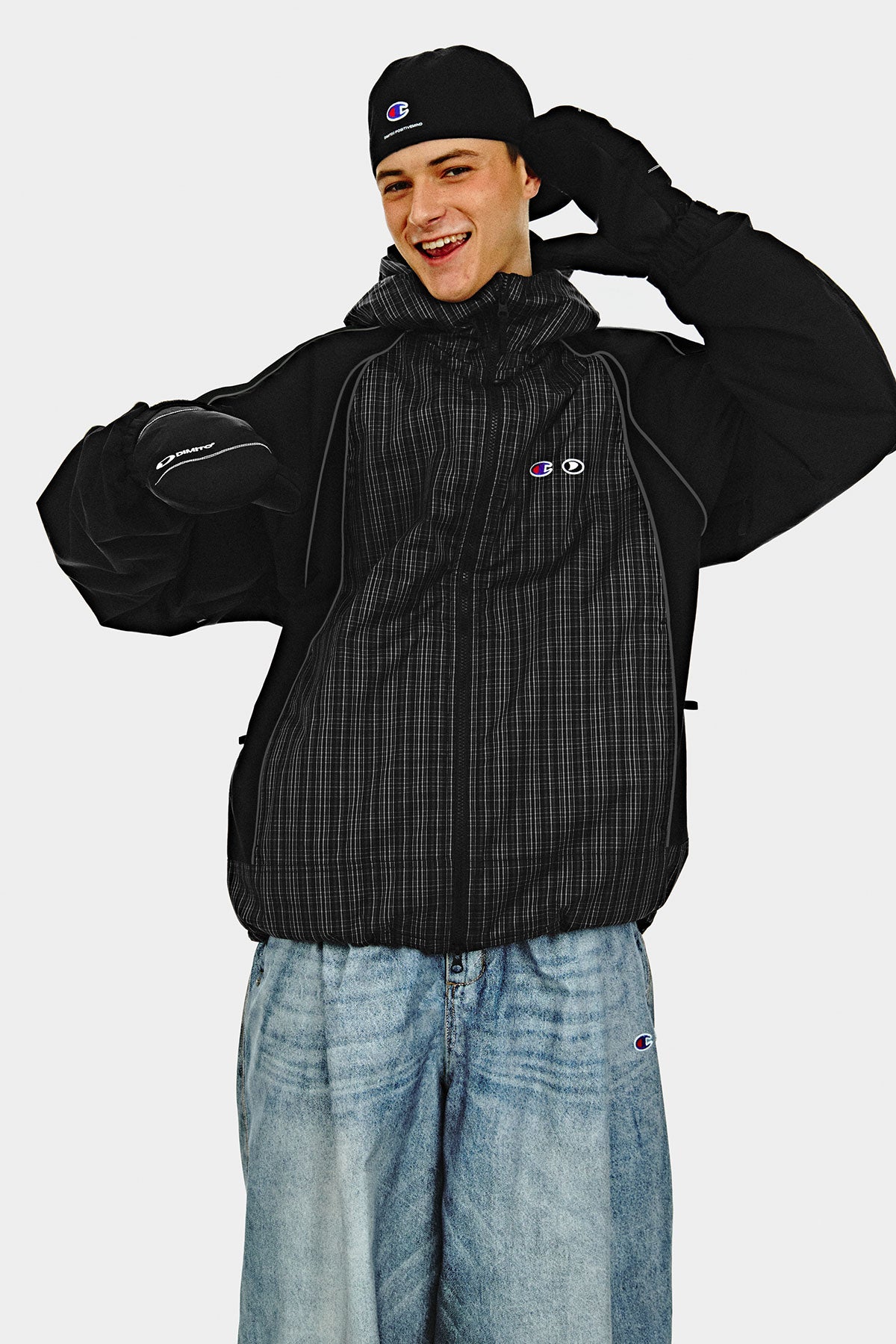 [CHAMPION x DIMITO] STITCHED LINE MITTEN BLACK (Available date : 26.10.12)