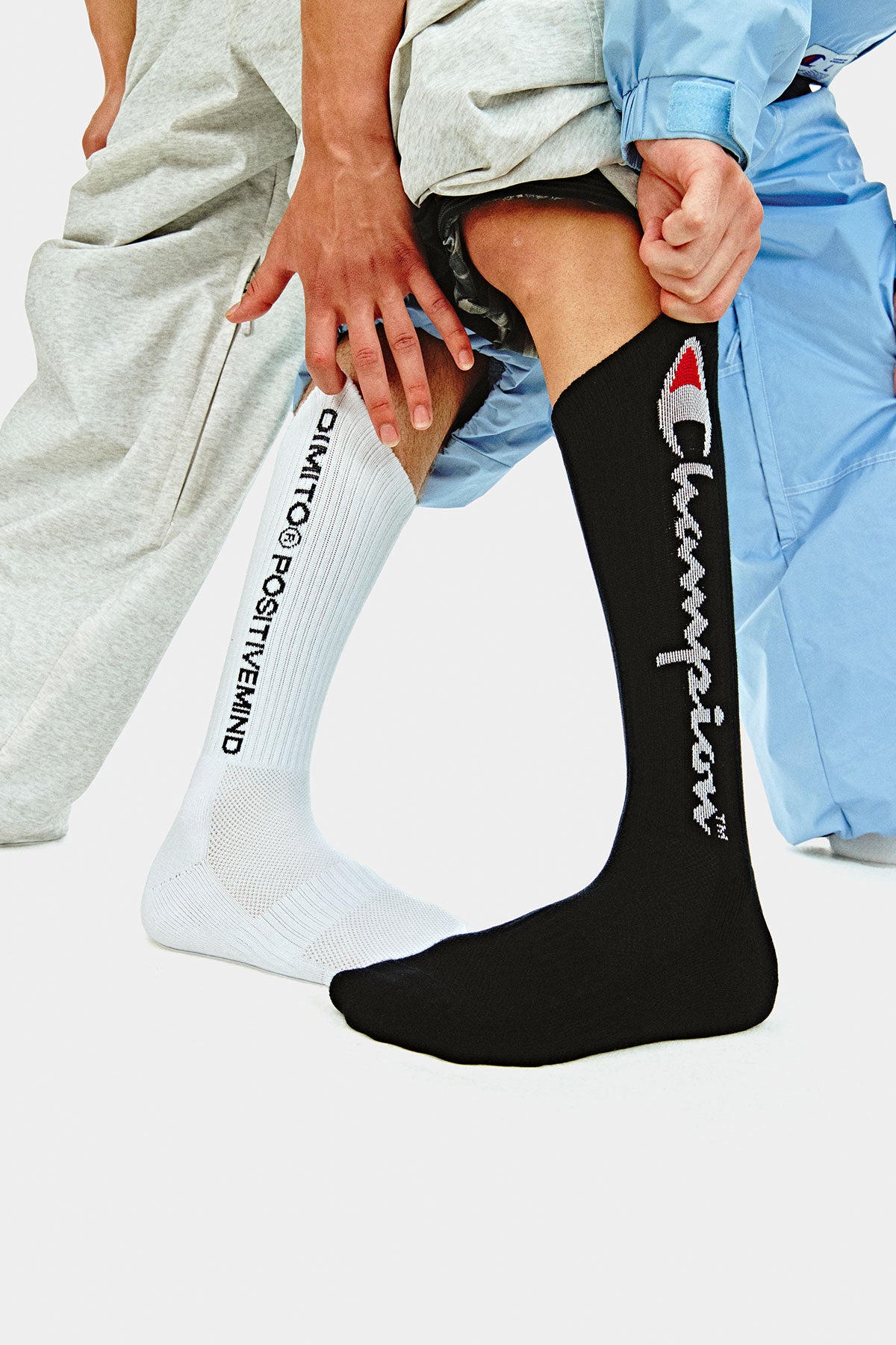 [CHAMPION x DIMITO] SCRIPT CREW SOCKS BLACK (Available date : 26.10.12)