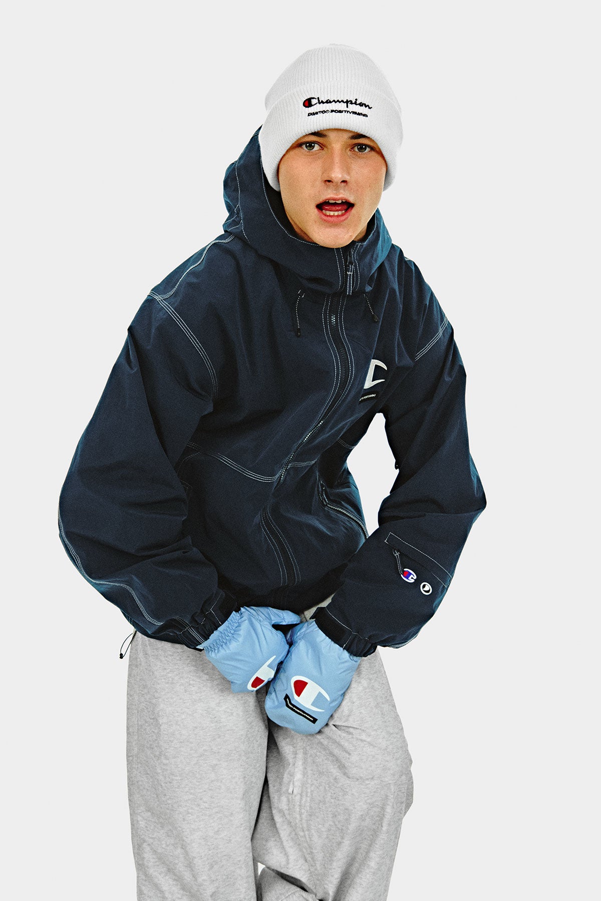 [CHAMPION x DIMITO] C-LOGO MITTEN ICE COLUMBIA (Available date : 26.10.12)