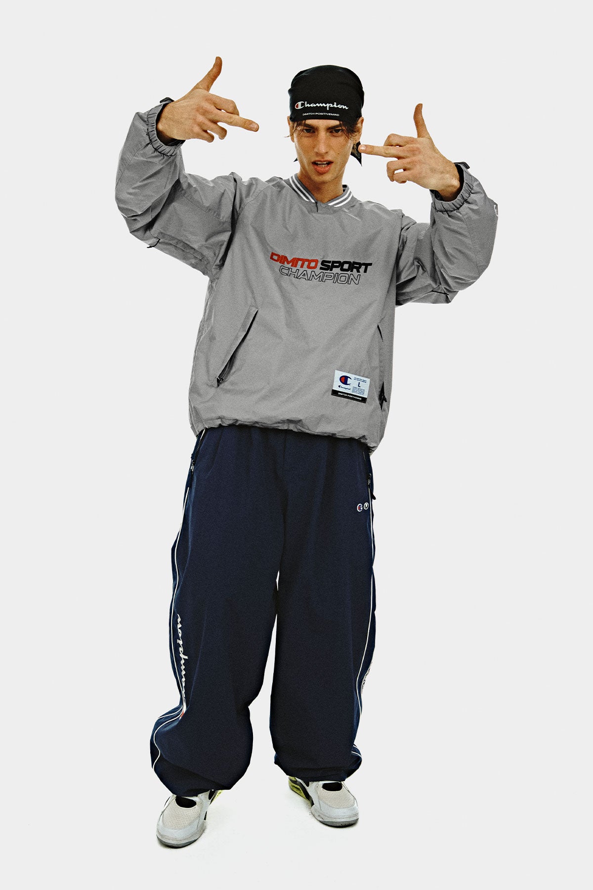 [CHAMPION x DIMITO] SCRIPT TRACK BANDED PANTS (WIDE FIT LV.2) YALE BLUE (Available date : 26.10.12)