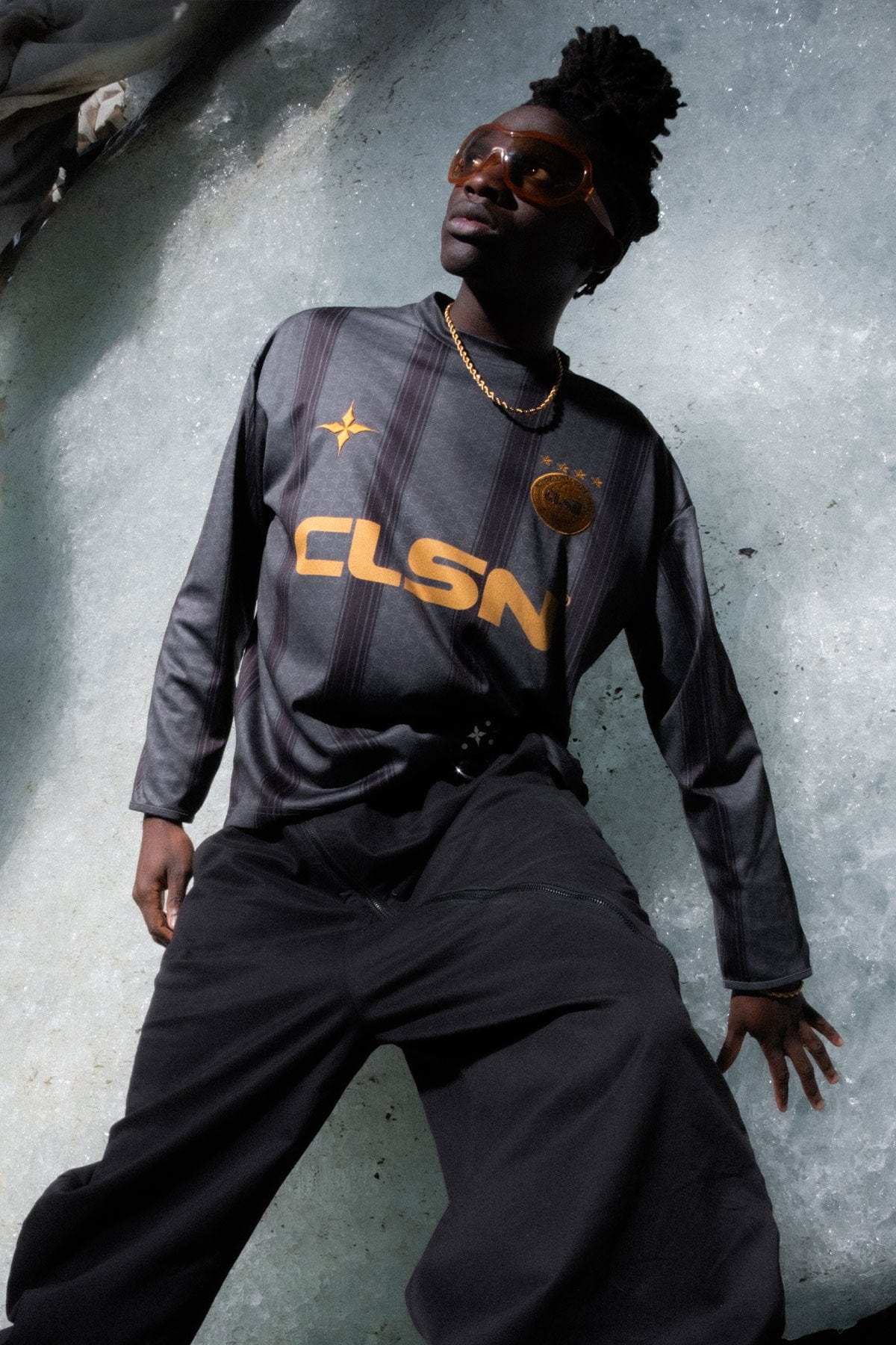 [INVITED] [CLOSNEA] ESSENTIAL LONGSLEEVE GREY