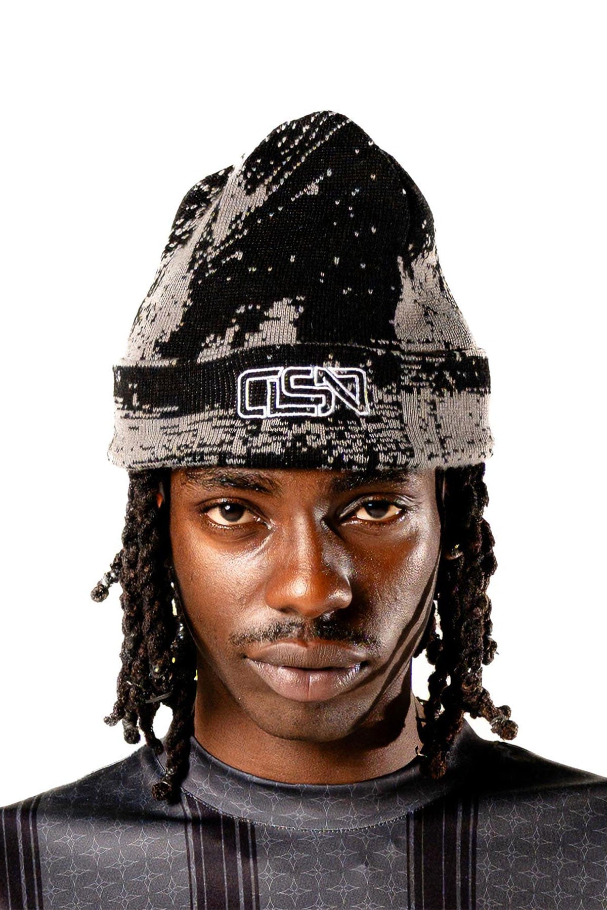 [PROMO] [CLOSNEA] ESSENTIAL BEANIE PAINTED BLACK