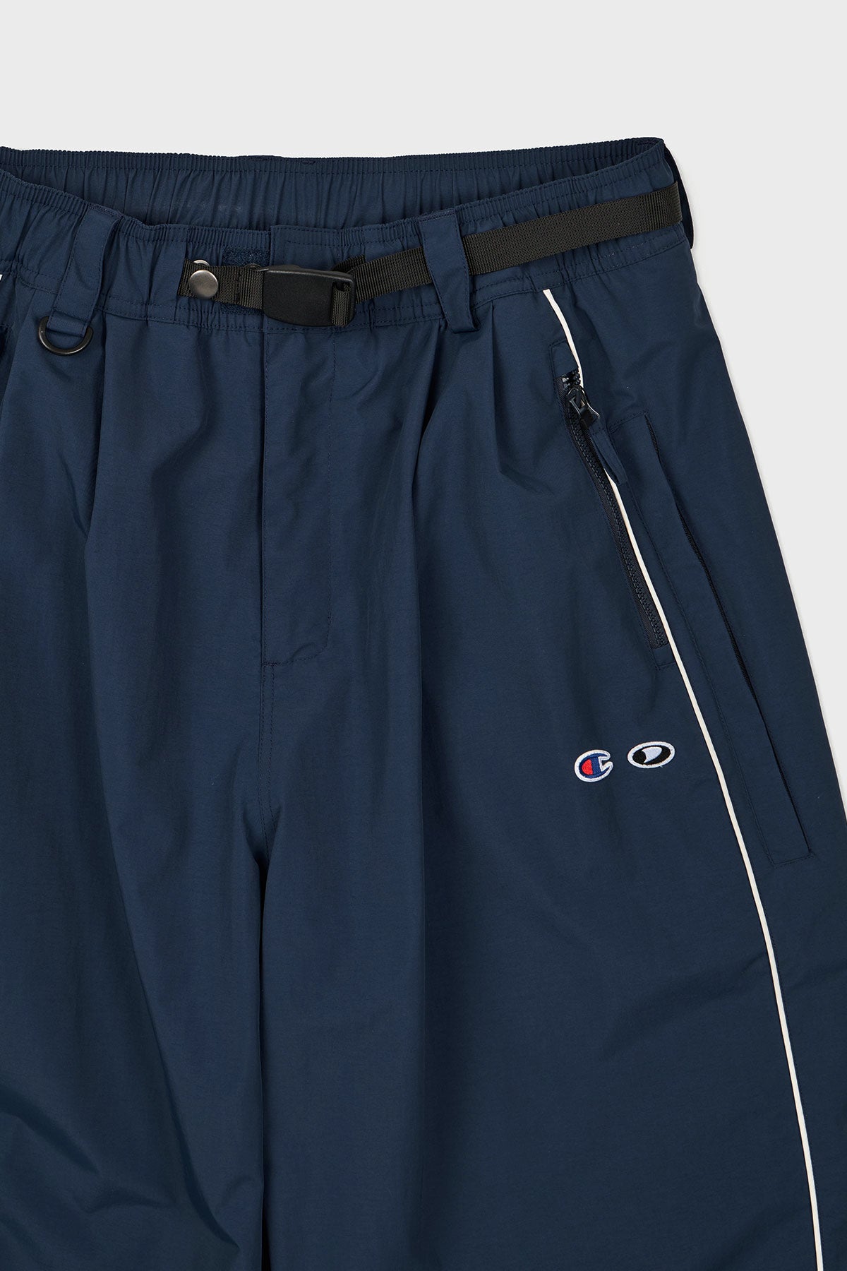 [CHAMPION x DIMITO] SCRIPT TRACK BANDED PANTS (WIDE FIT LV.2) YALE BLUE (Available date : 26.10.12)