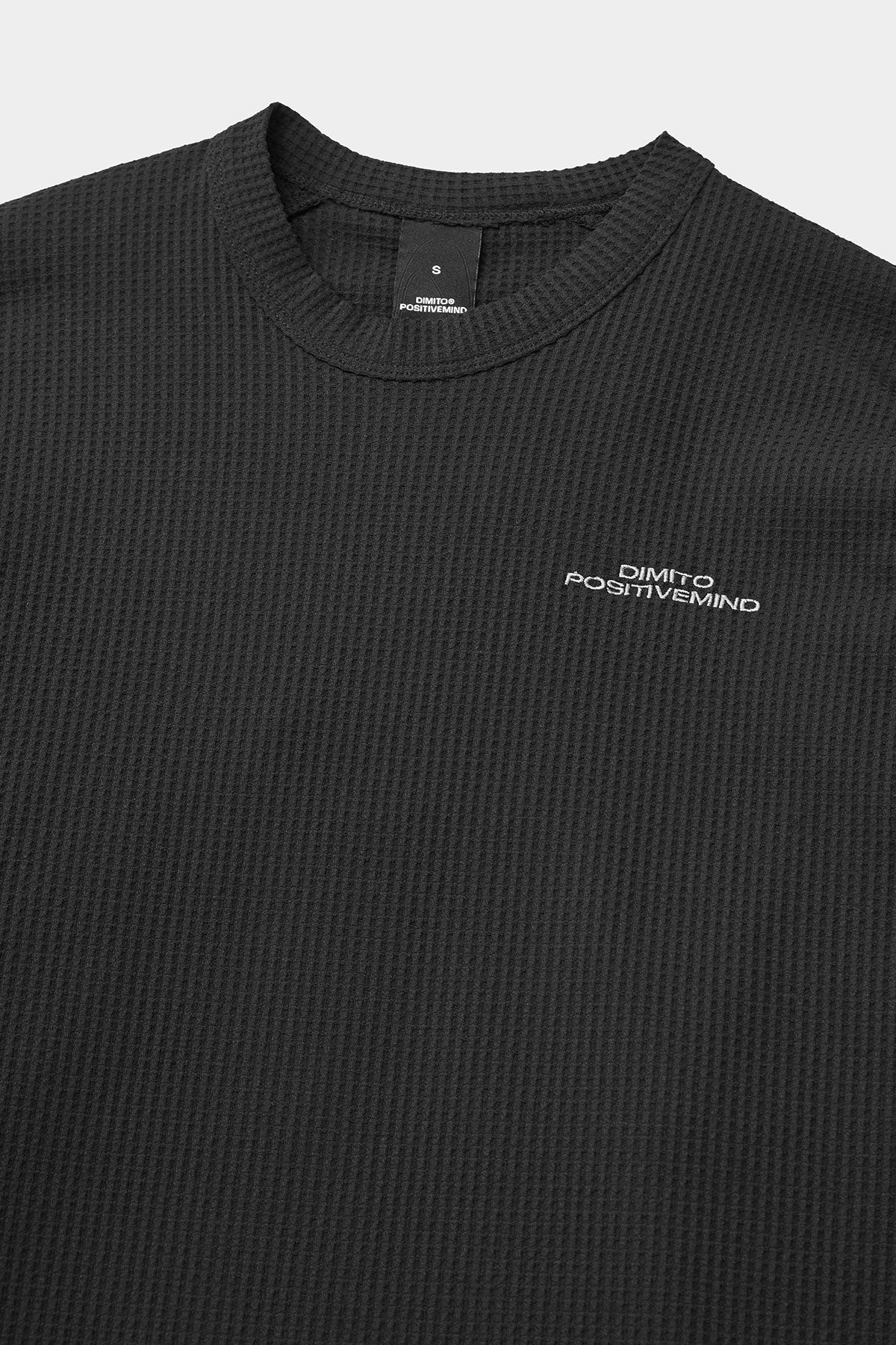 LW WAFFLE LSV TEE BLACK (Delivery date : 26.09.28)