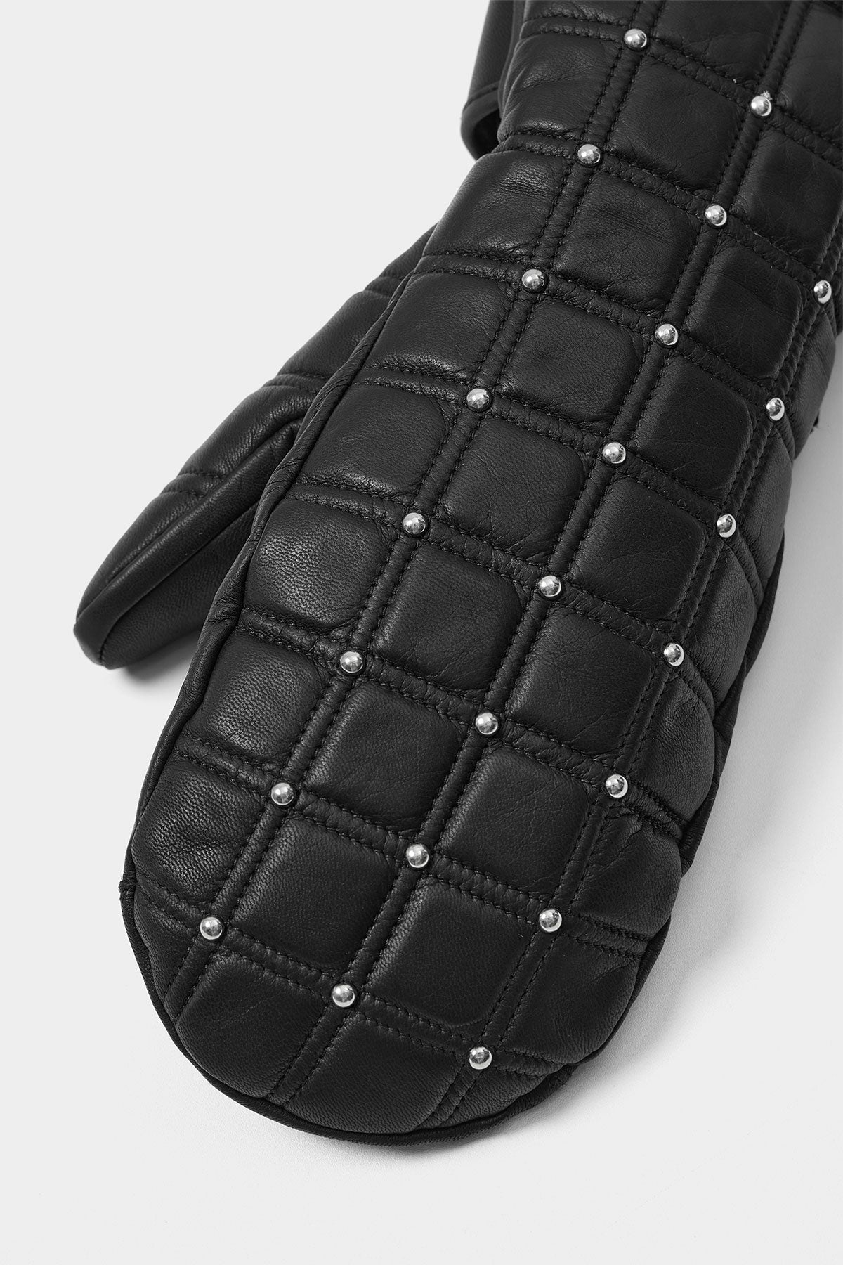 STUD LEATHER MITTEN BLACK