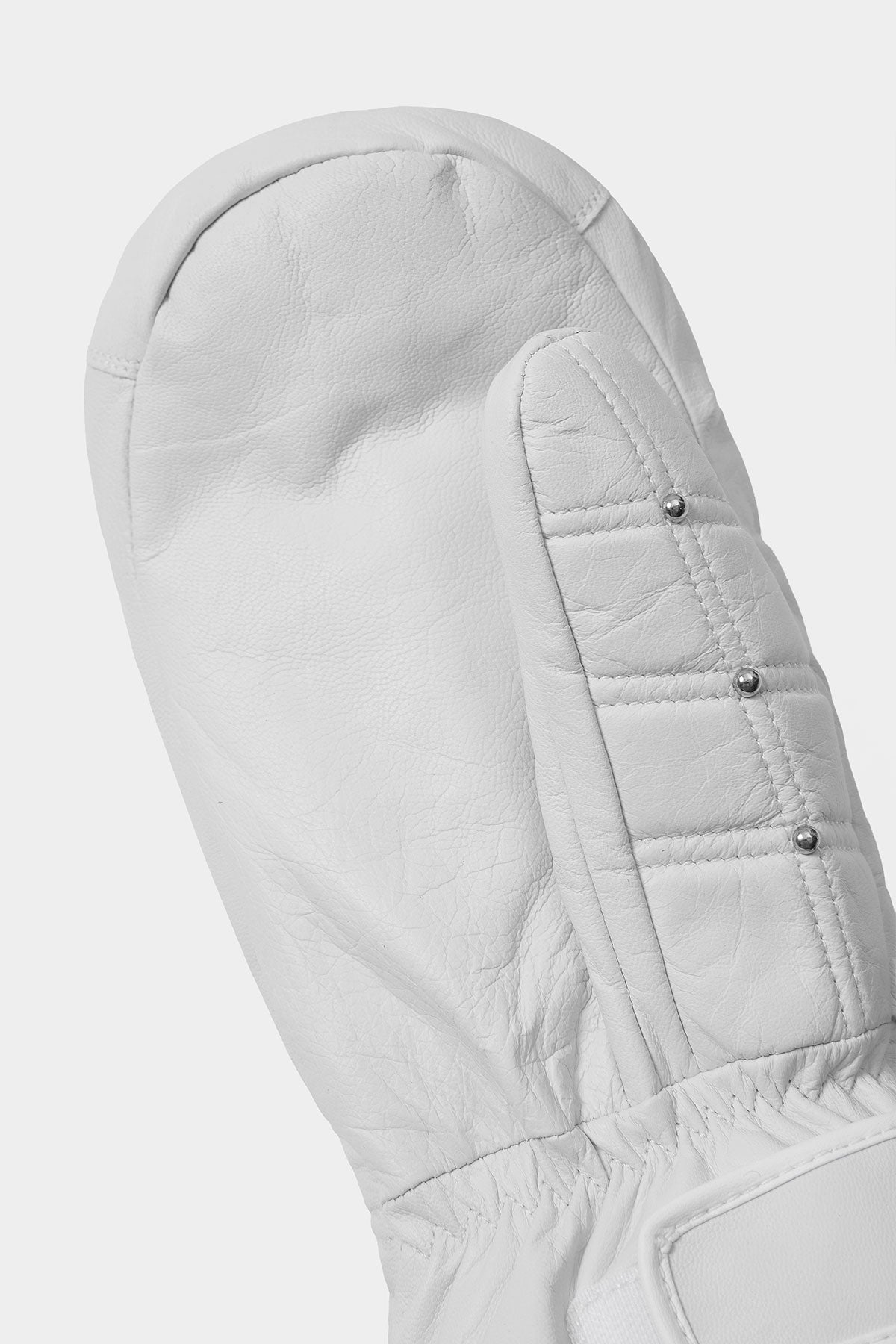 STUD LEATHER MITTEN WHITE