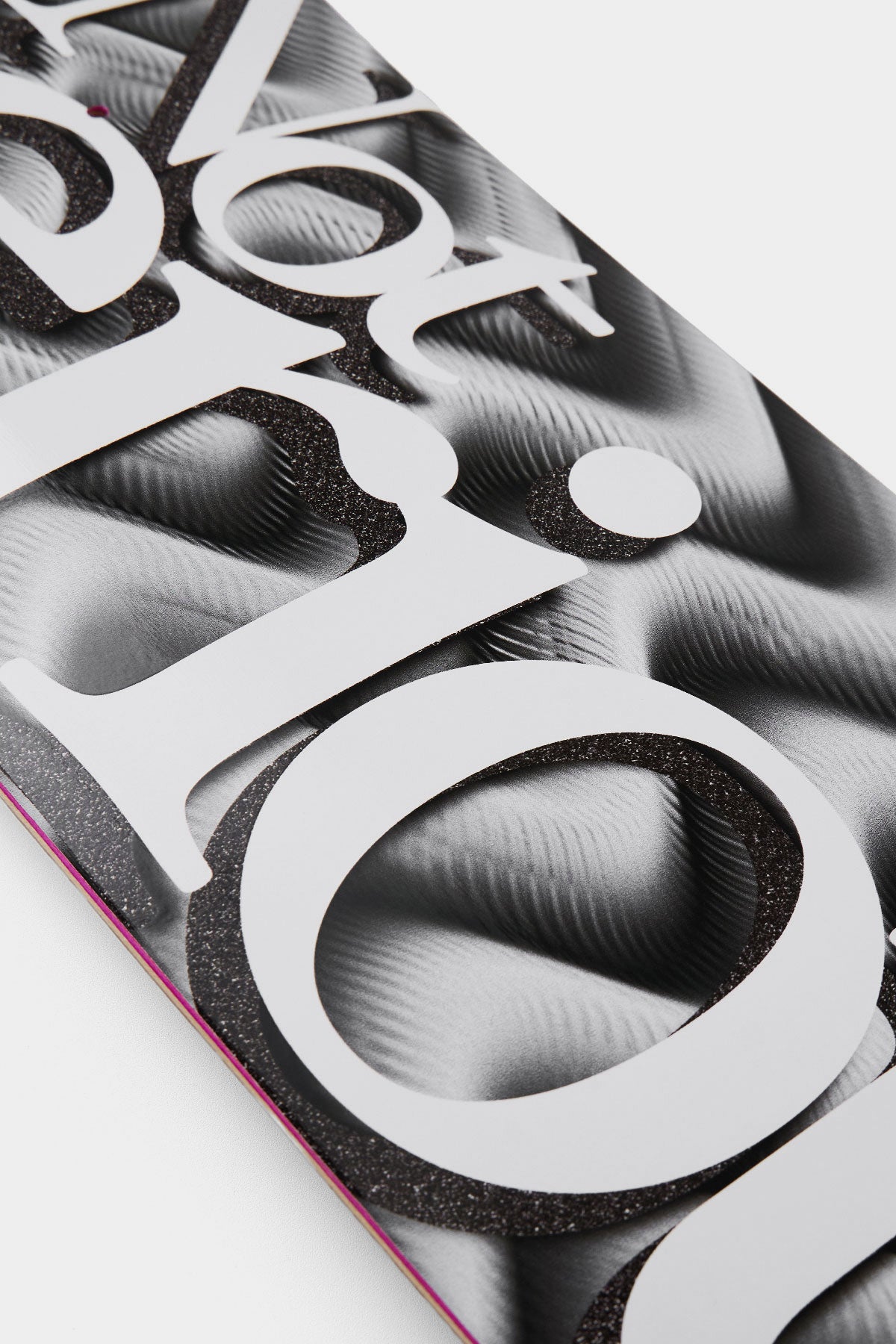 NSS NS 26 OG DECK SPRING BLACK