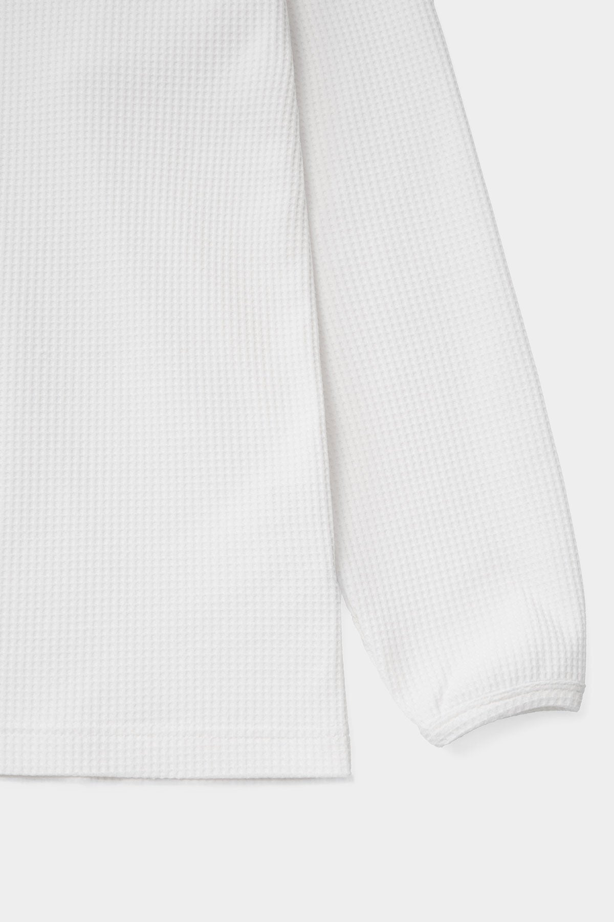 LW WAFFLE LSV TEE WHITE (Delivery date : 26.09.28)