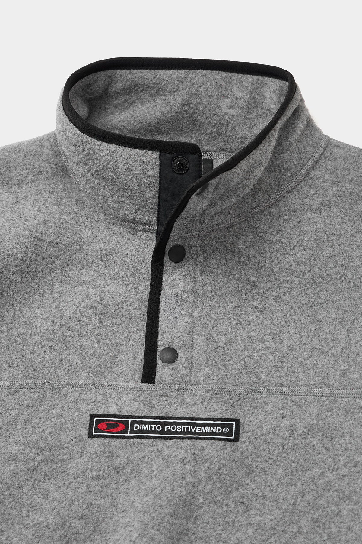 FLEECE MOCK NECK WARM GREY (Delivery date : 26.09.28)