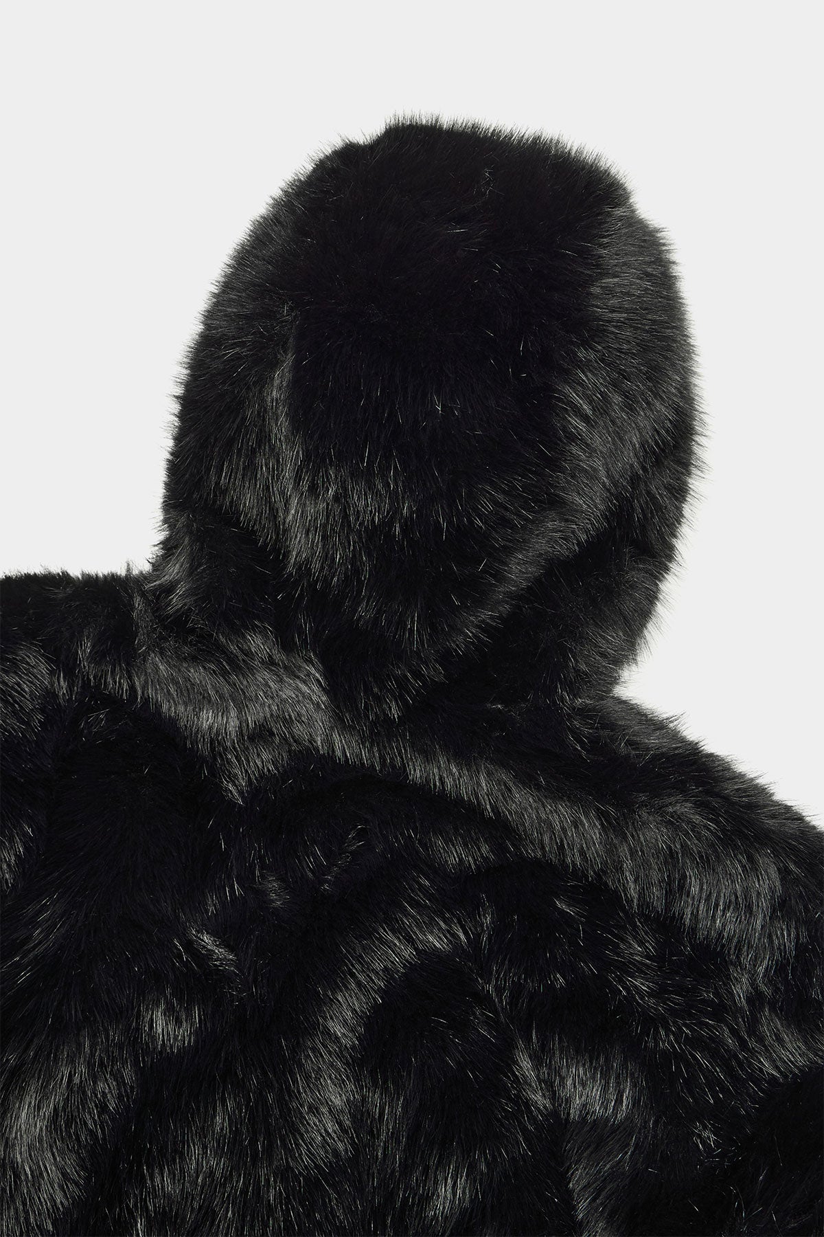 FAUX FUR HD JACKET BLACK BEAR (Delivery start : 26.09.09)