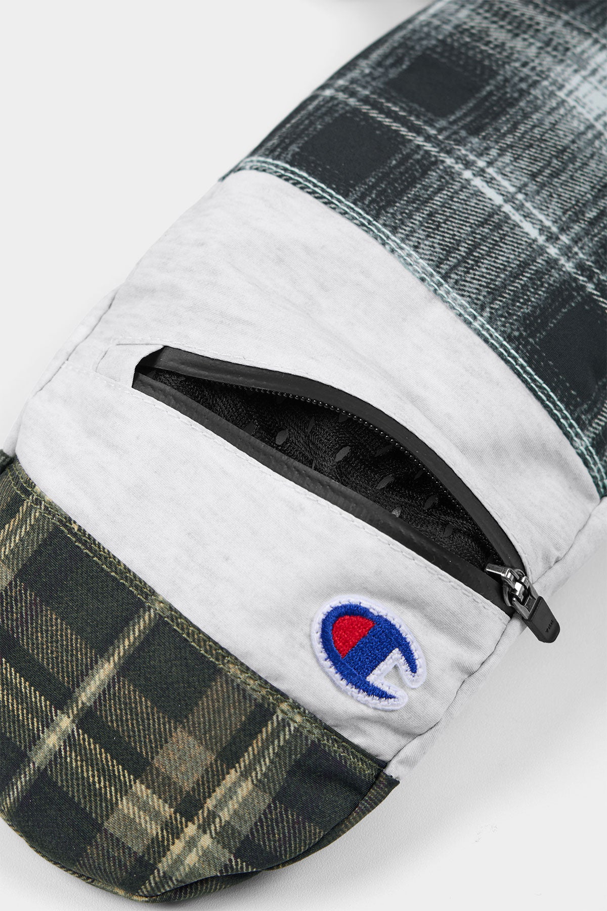 [CHAMPION x DIMITO] PATCHWORK EASY OPEN MITTEN ARCHIVE MIX (Available date : 26.10.12)