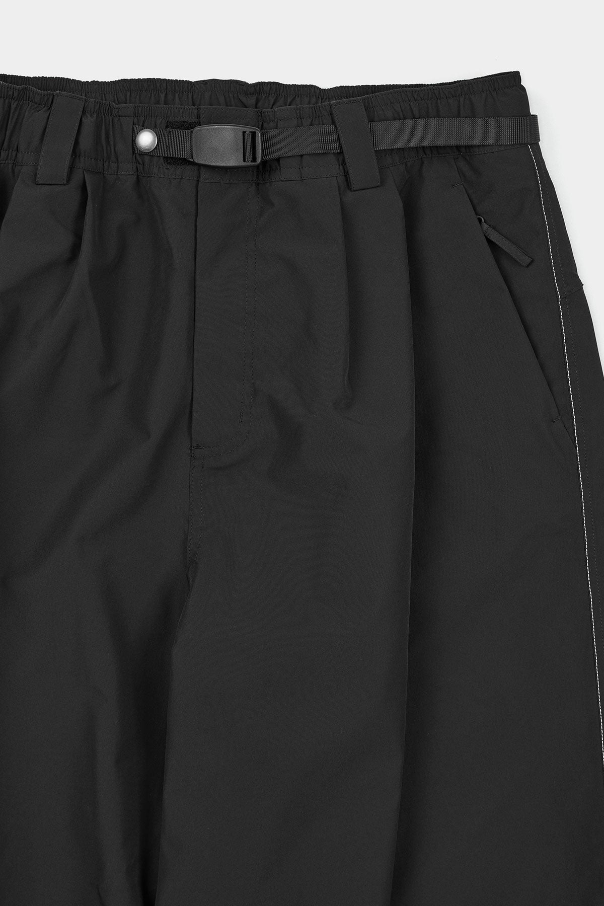BANDED WIDE PANTS (WIDE FIT LV.2) BLACK (Delivery start : 26.09.09)