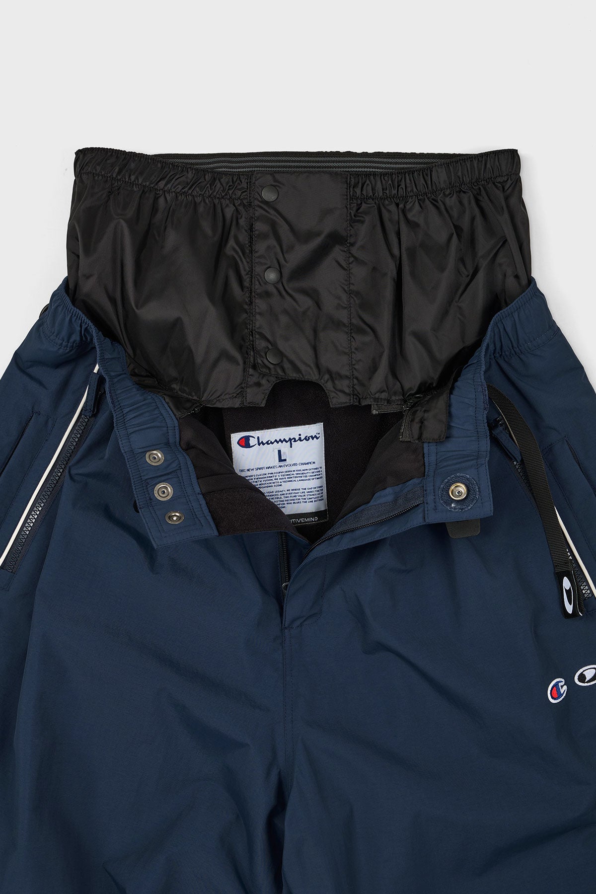 [CHAMPION x DIMITO] SCRIPT TRACK BANDED PANTS (WIDE FIT LV.2) YALE BLUE (Available date : 26.10.12)