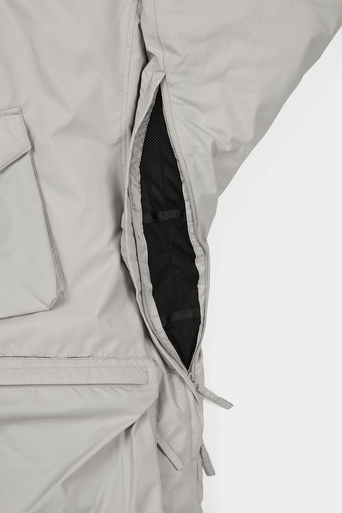UTILITY GOOSE DOWN HD JACKET SMOKE (Delivery date : 26.09.28)